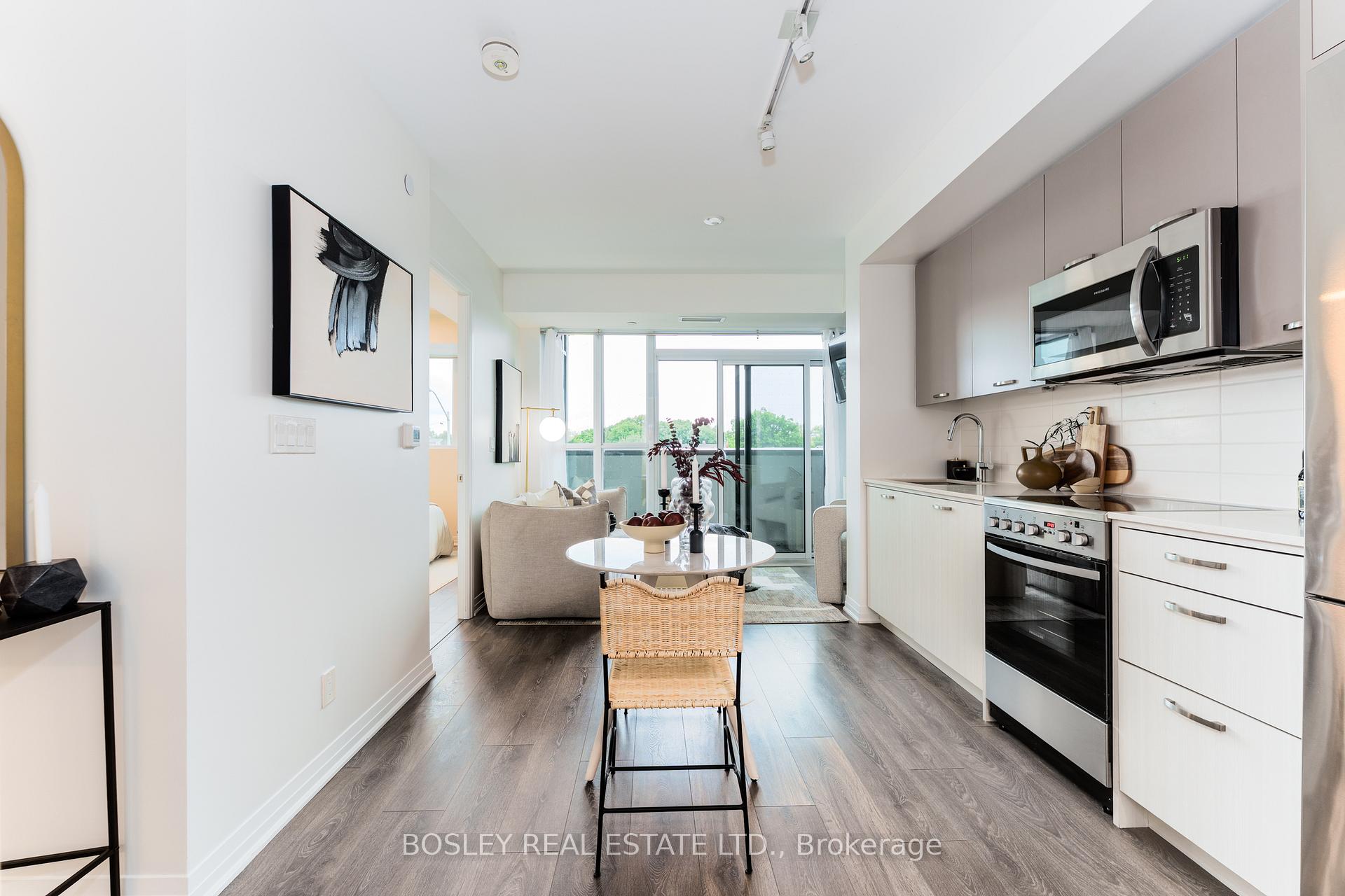 Photo 4 of Unit 322, 2301 Danforth Avenue, Toronto, East End-Danforth — HOMEH