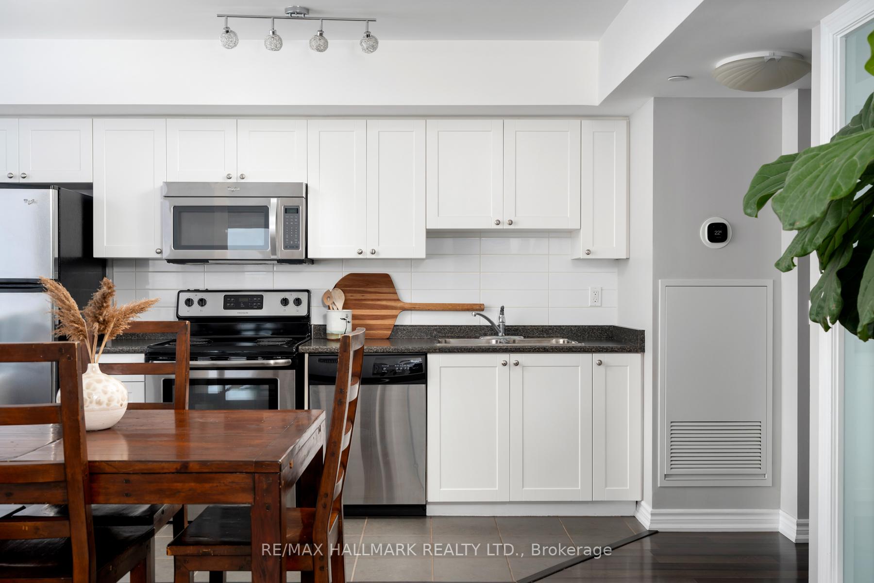 Photo 4 of Unit 608, 280 Donlands Avenue, Toronto, Danforth Village-East York — HOMEH