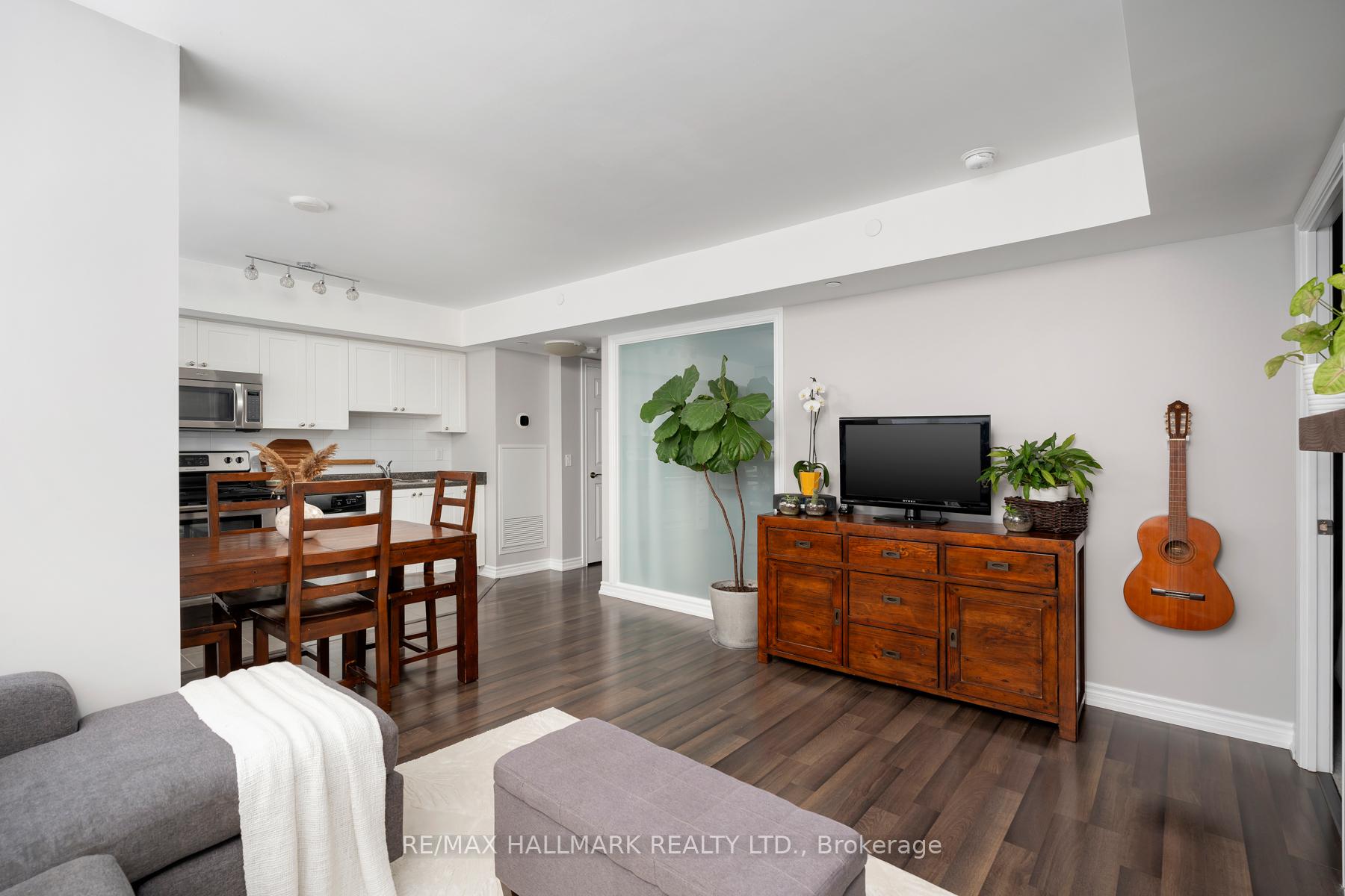 Photo 14 of Unit 608, 280 Donlands Avenue, Toronto, Danforth Village-East York — HOMEH