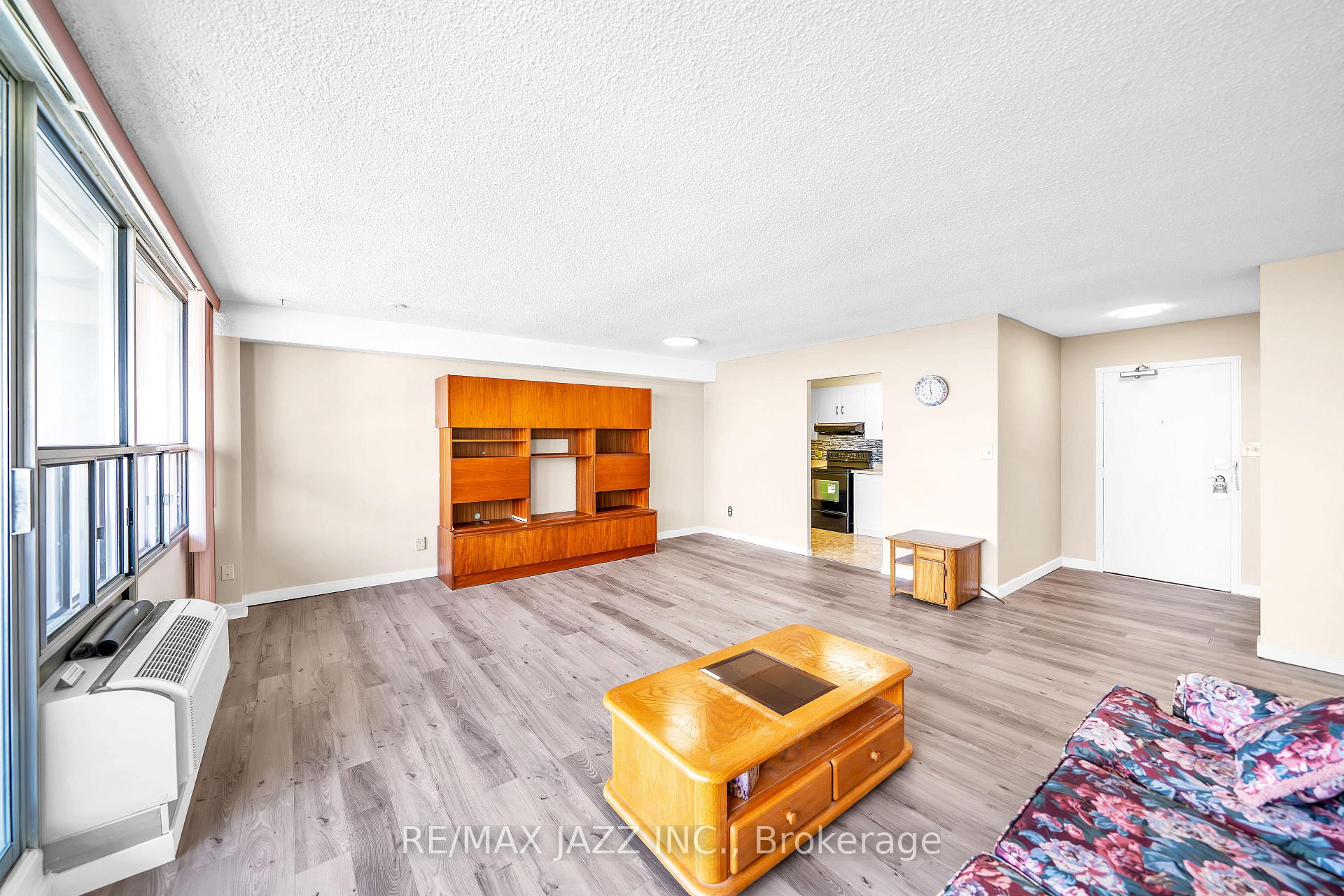Photo 8 of Unit 1214, 55 William Street E, Oshawa, O'Neill — HOMEH