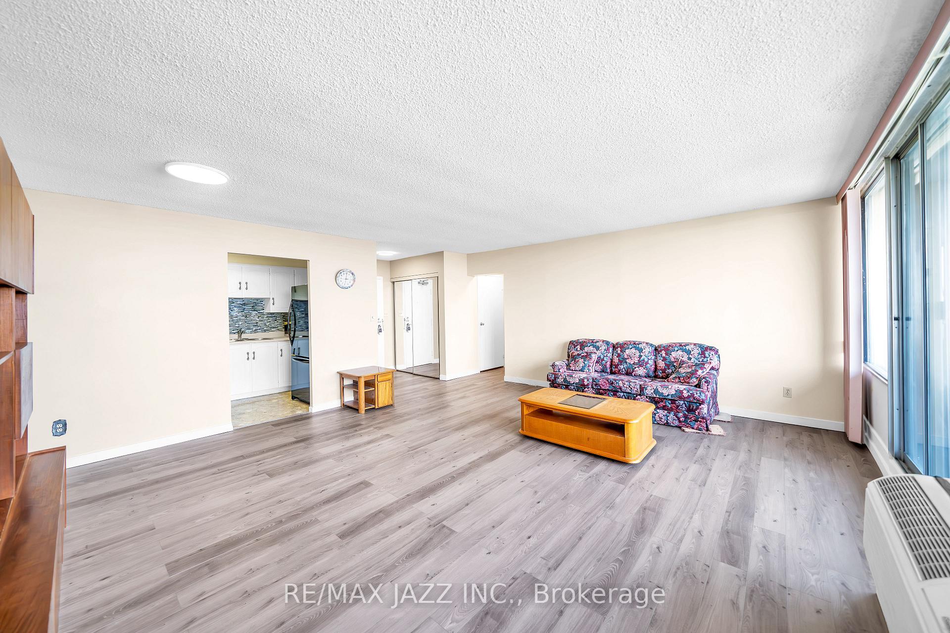 Photo 7 of Unit 1214, 55 William Street E, Oshawa, O'Neill — HOMEH