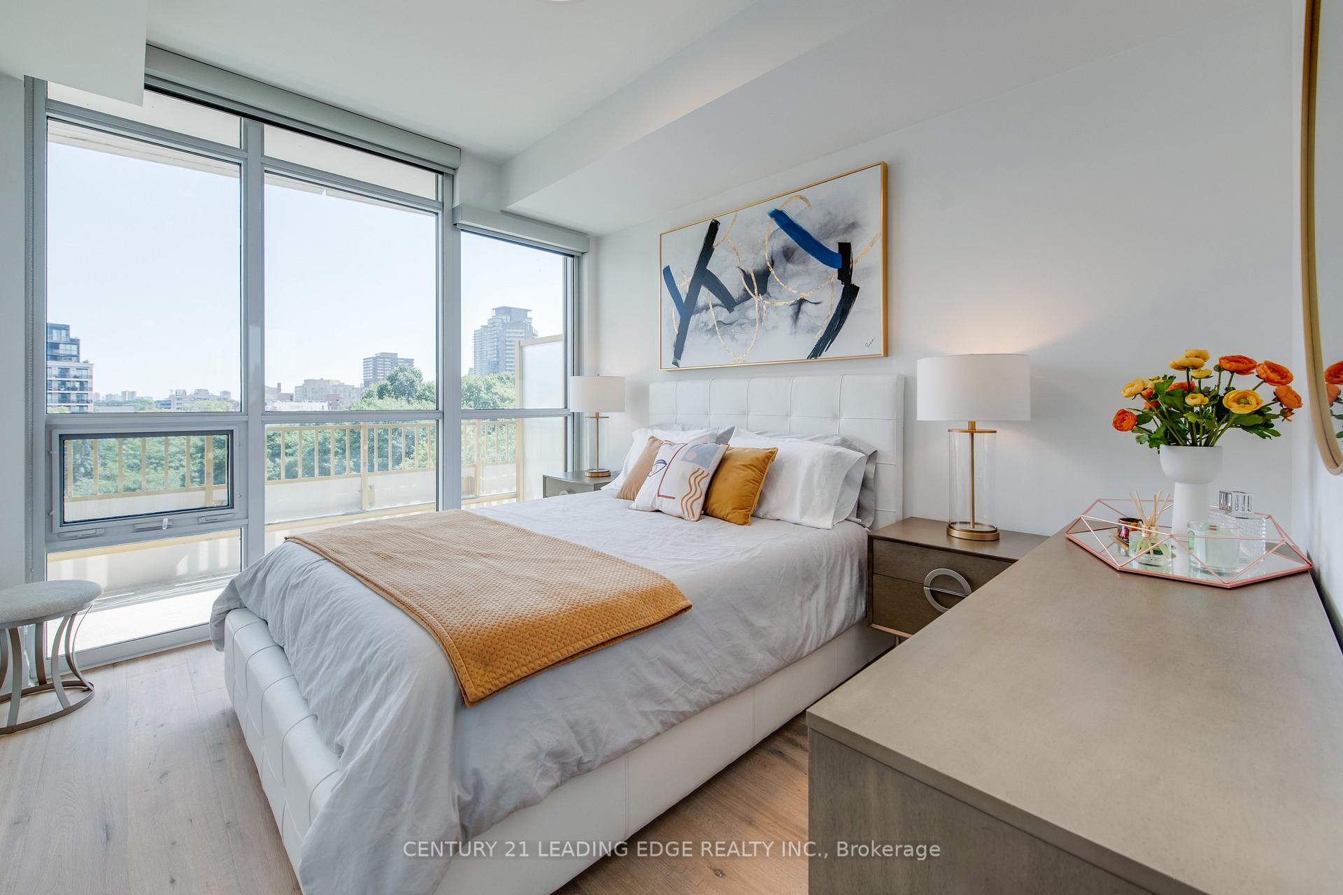Photo 10 of Unit 706, 151 Avenue Road, Toronto, The Annex — HOMEH