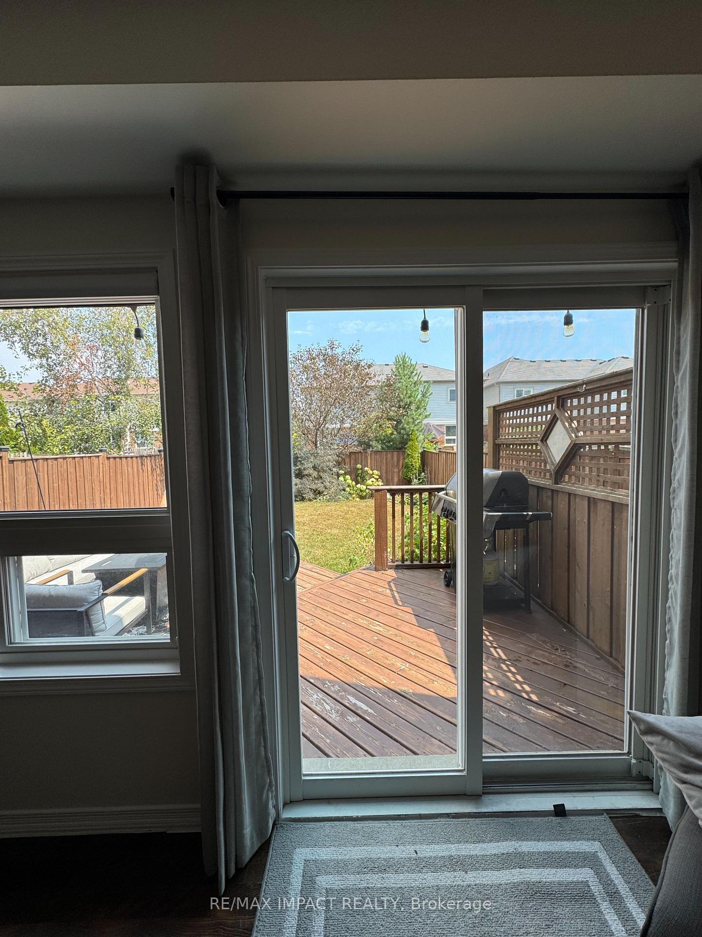 Photo 27 of 31 Quackenbush Street, Clarington, Bowmanville — HOMEH