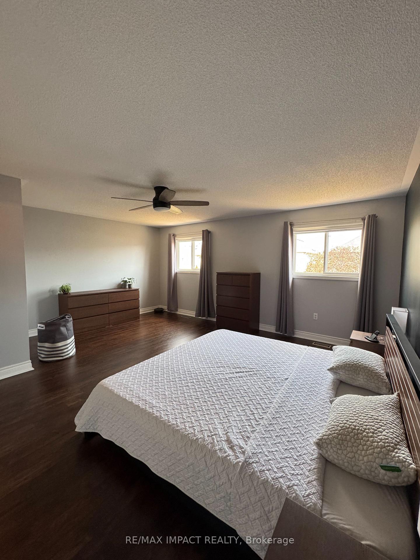 Photo 34 of 31 Quackenbush Street, Clarington, Bowmanville — HOMEH