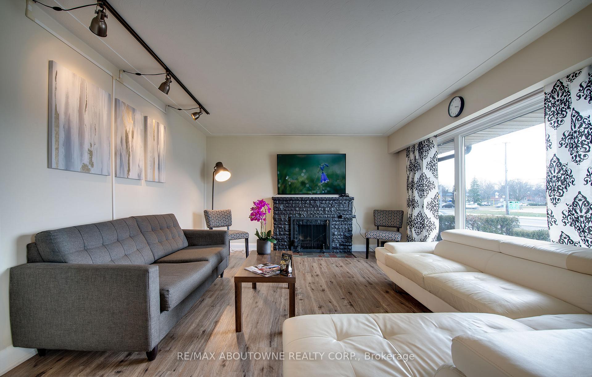 Photo 21 of 4018 New Street, Burlington, Shoreacres — HOMEH