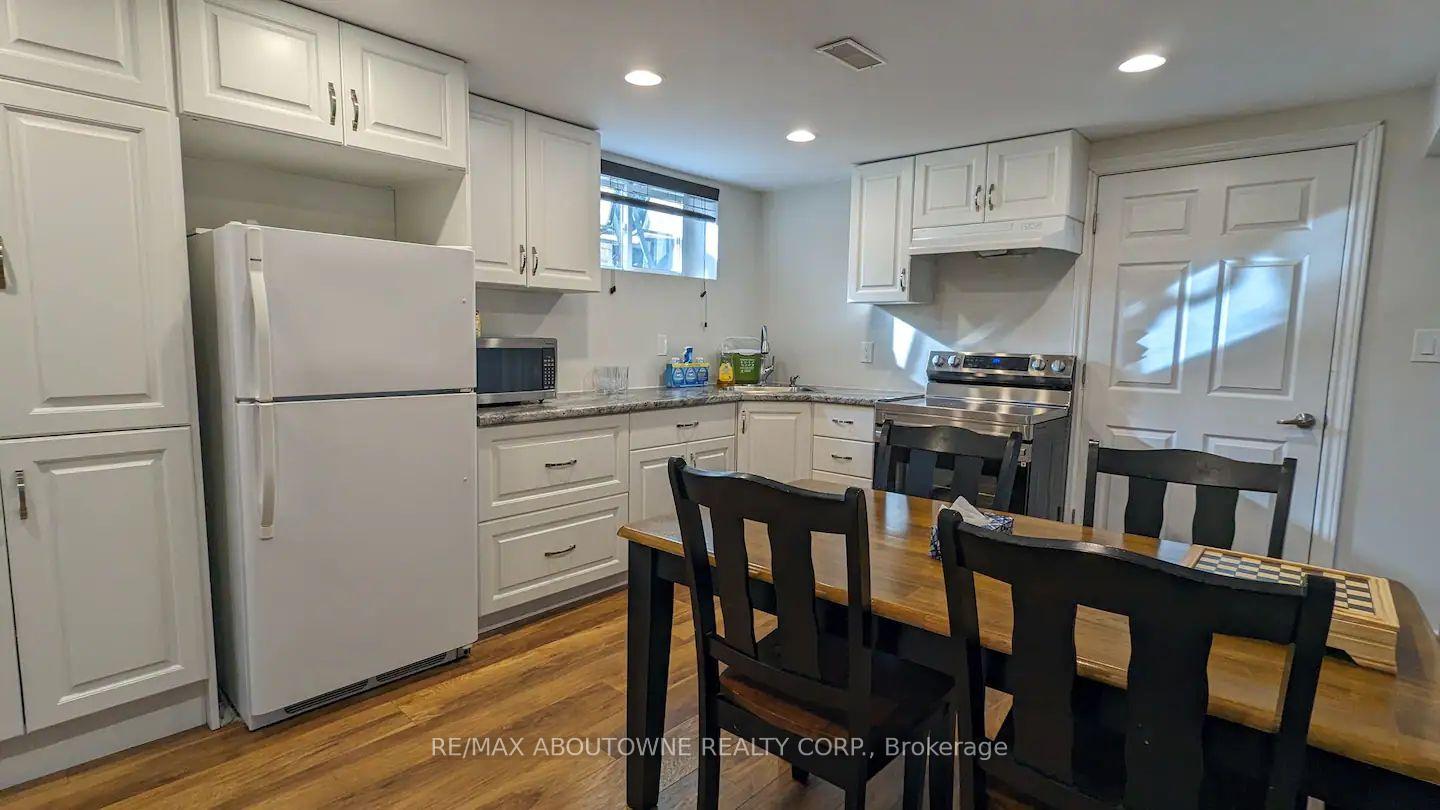 Photo 25 of 4018 New Street, Burlington, Shoreacres — HOMEH