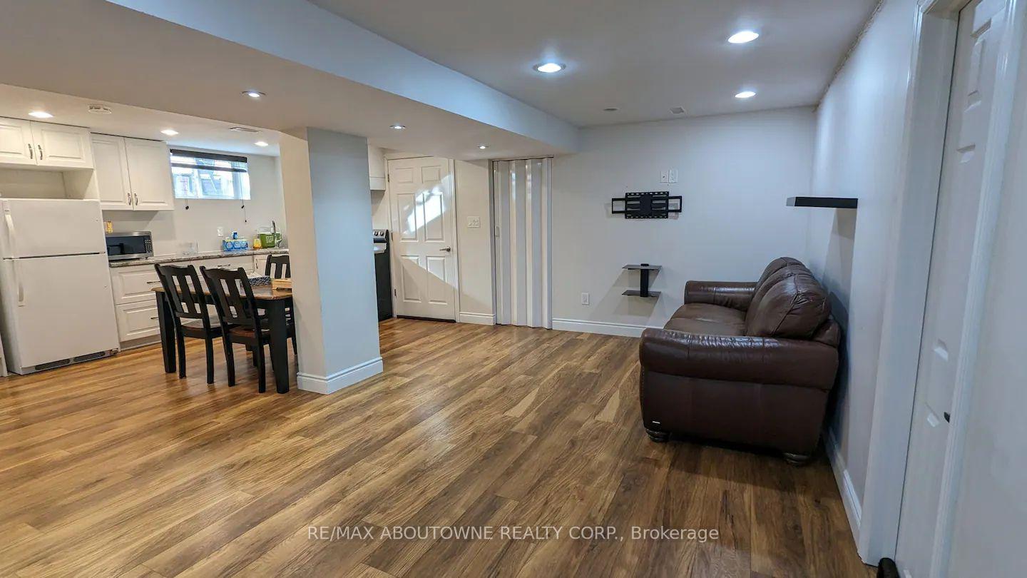 Photo 27 of 4018 New Street, Burlington, Shoreacres — HOMEH