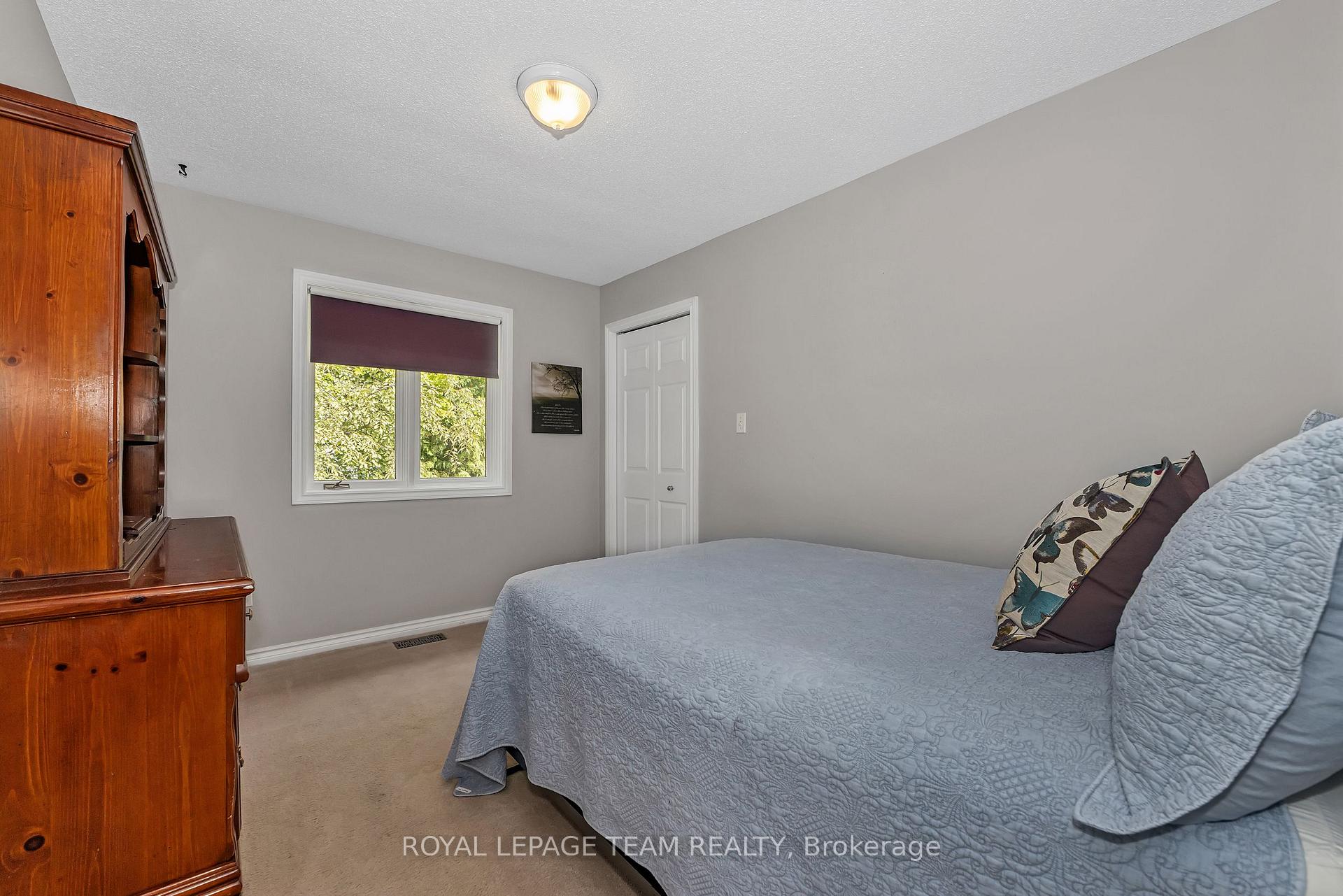 Photo 2 of 3384 Bramble Lane, Ottawa, Osgoode — HOMEH