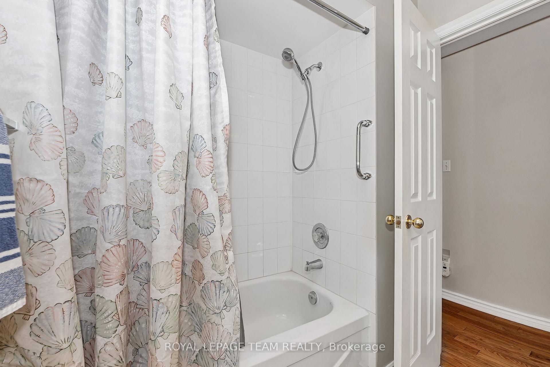 Photo 7 of 3384 Bramble Lane, Ottawa, Osgoode — HOMEH