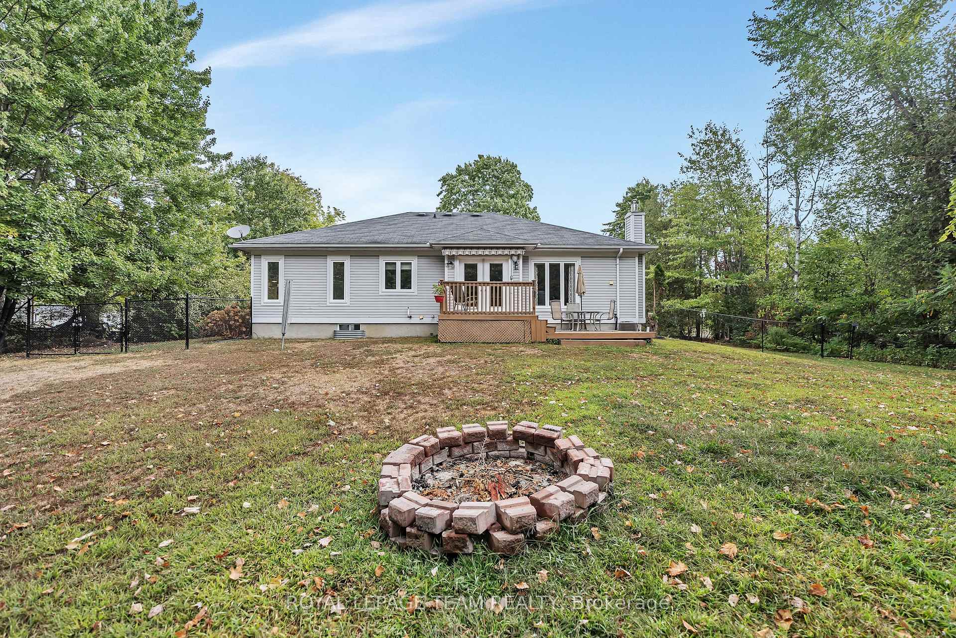 Photo 12 of 3384 Bramble Lane, Ottawa, Osgoode — HOMEH