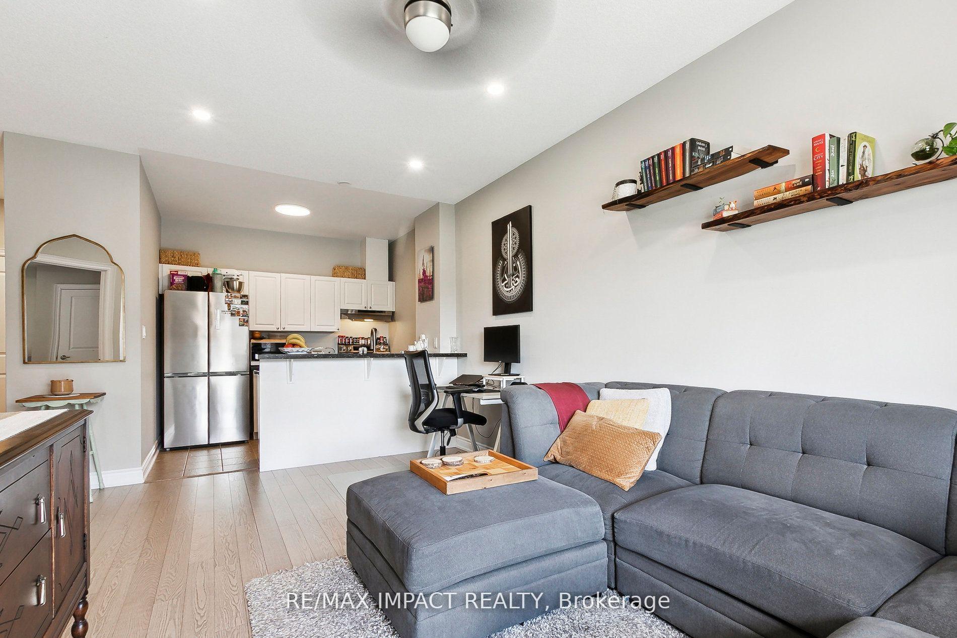 Photo 9 of Unit L-05, 1 Sidney Lane, Clarington, Bowmanville — HOMEH