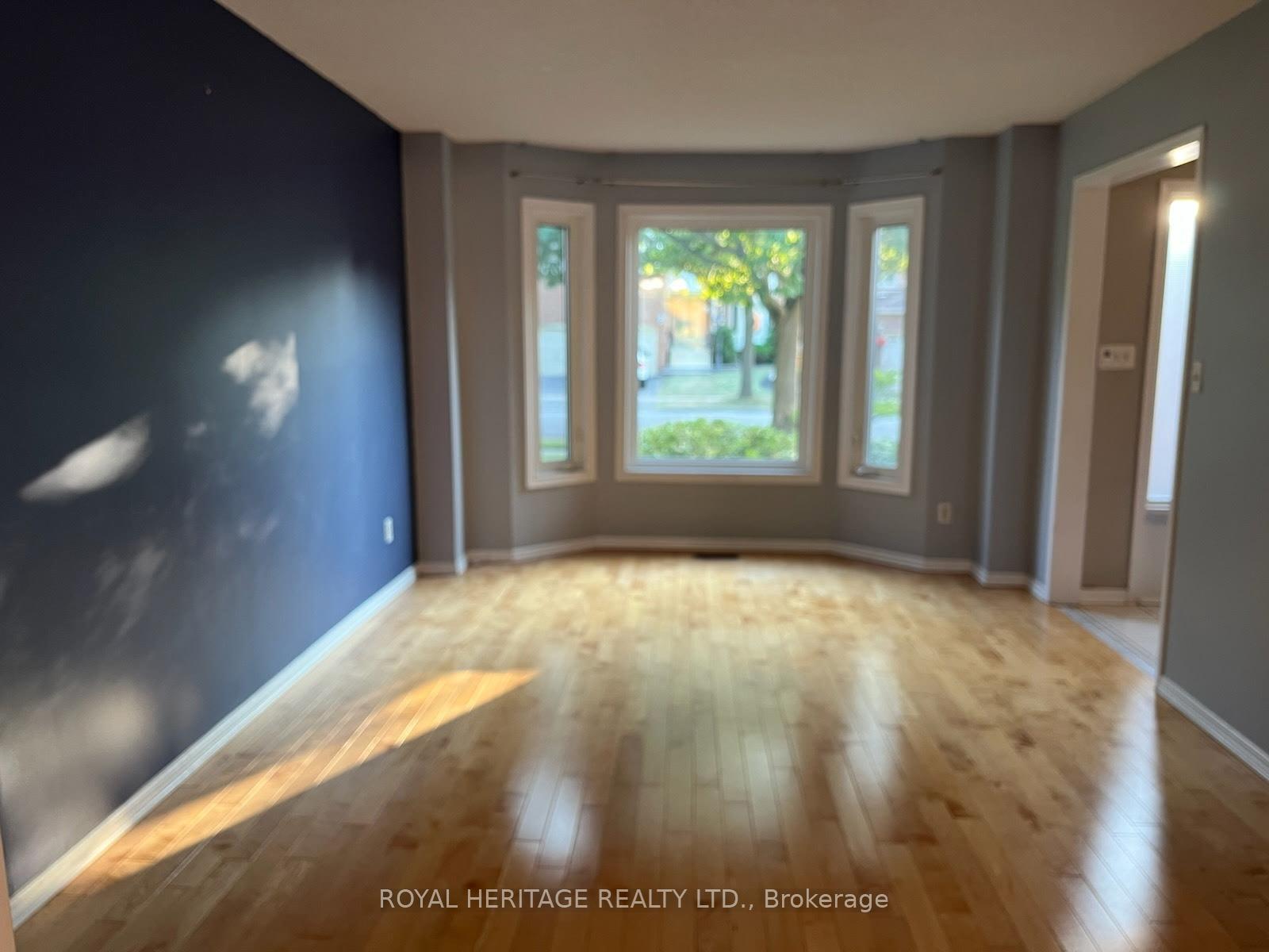Photo 4 of 51 Braebrook Drive, Whitby, Pringle Creek — HOMEH