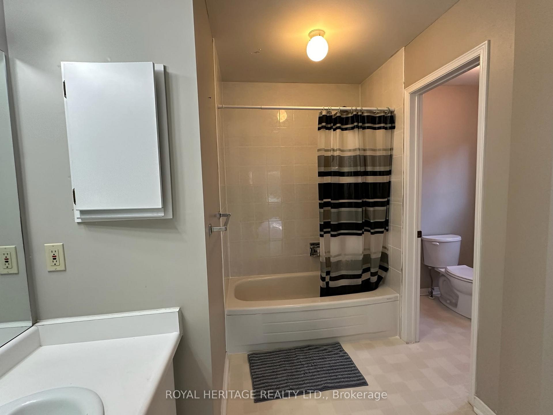 Photo 11 of 51 Braebrook Drive, Whitby, Pringle Creek — HOMEH