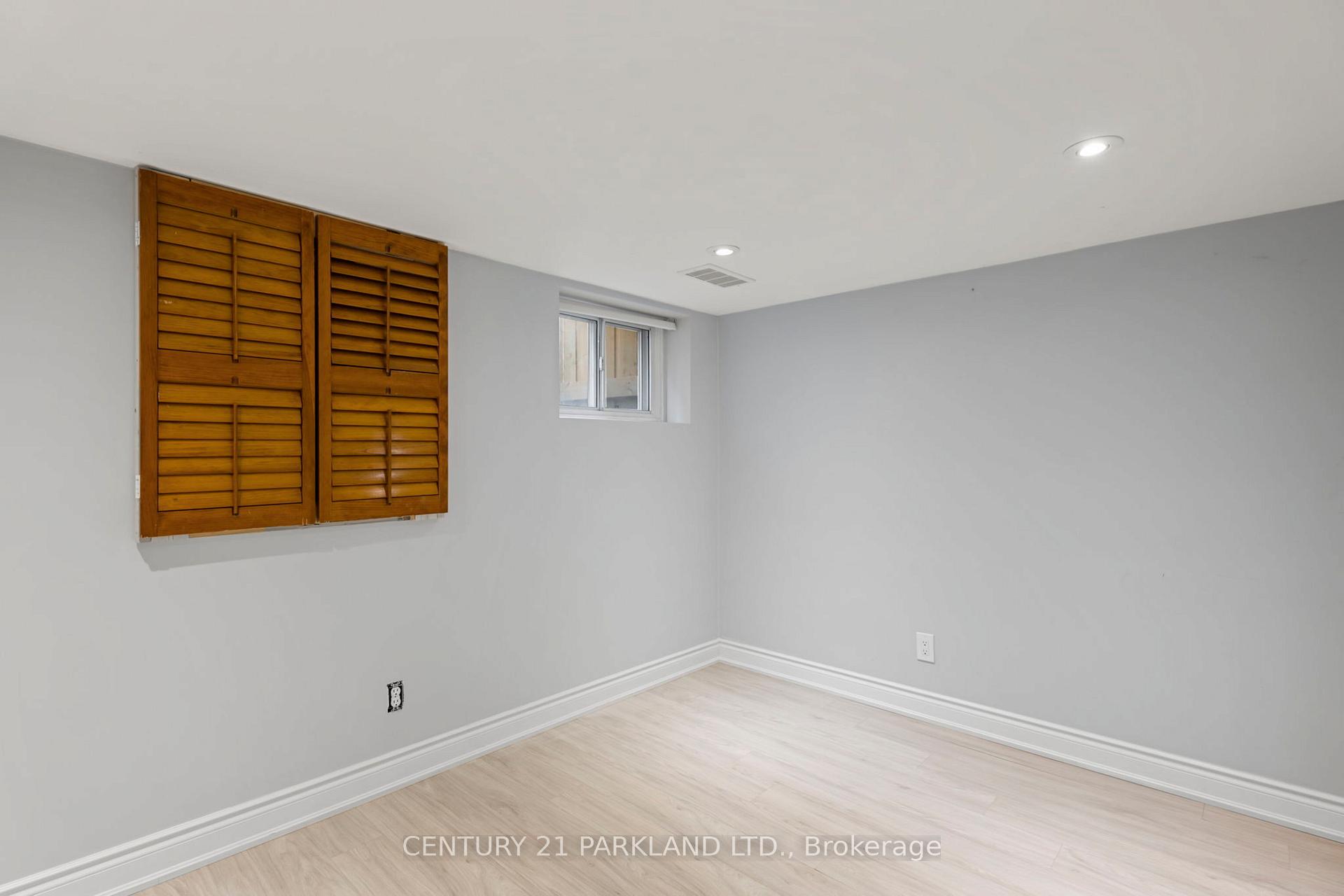 Photo 9 of Unit BASEMENT, 468 Oakwood Drive, Pickering, Rosebank — HOMEH