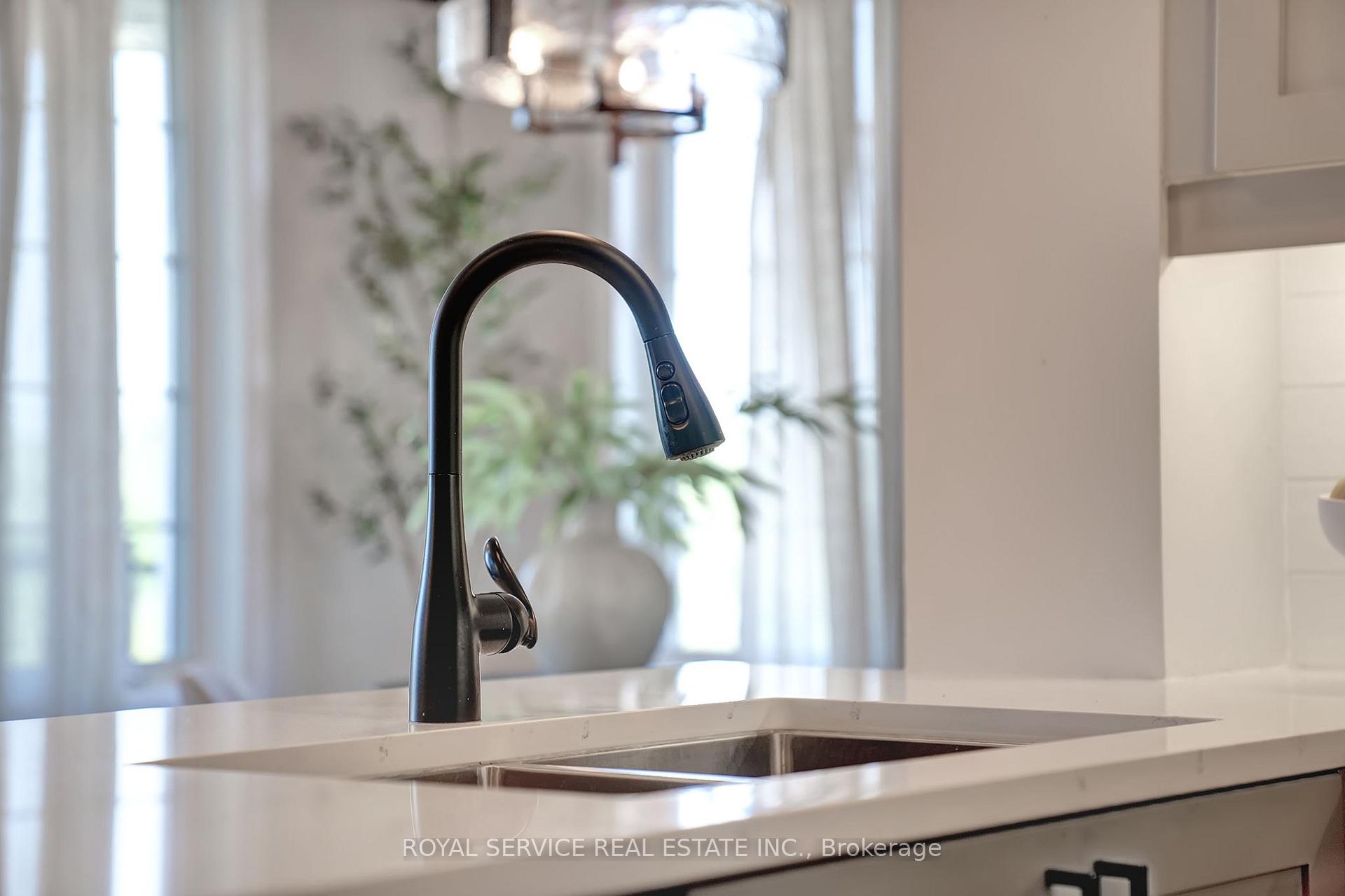 Photo 6 of Unit 404, 65 Shipway Avenue, Clarington, Newcastle — HOMEH
