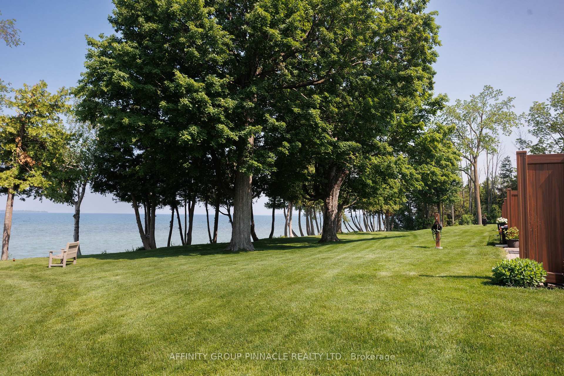 Photo 17 of Unit 16, B90 Parklawn Boulevard, Brock, Beaverton — HOMEH