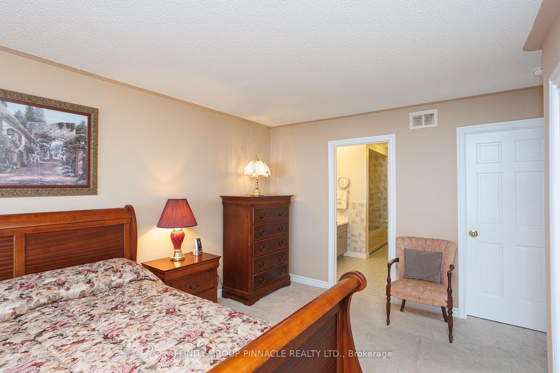Photo 34 of Unit 16, B90 Parklawn Boulevard, Brock, Beaverton — HOMEH