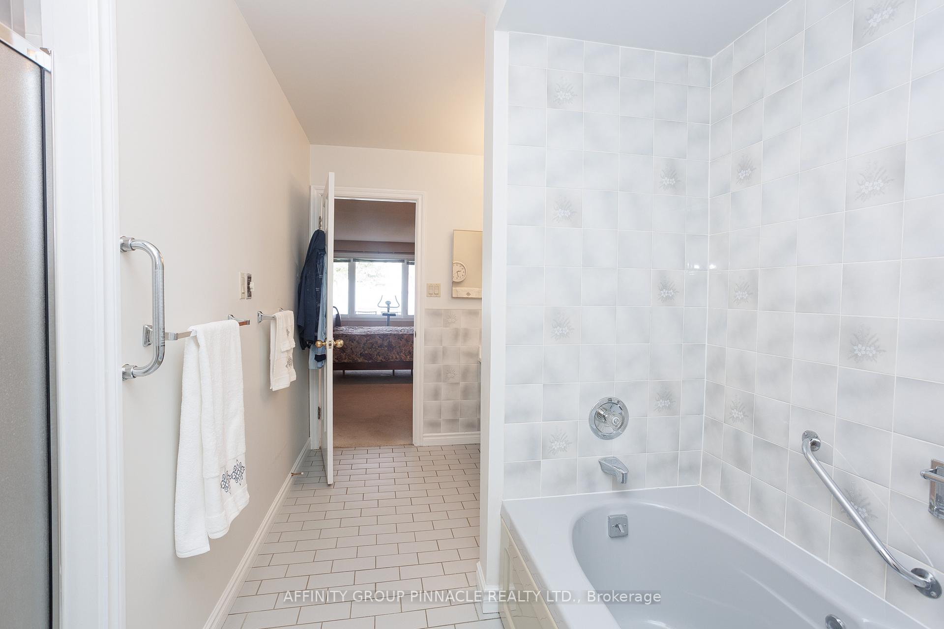 Photo 16 of Unit 16, B90 Parklawn Boulevard, Brock, Beaverton — HOMEH