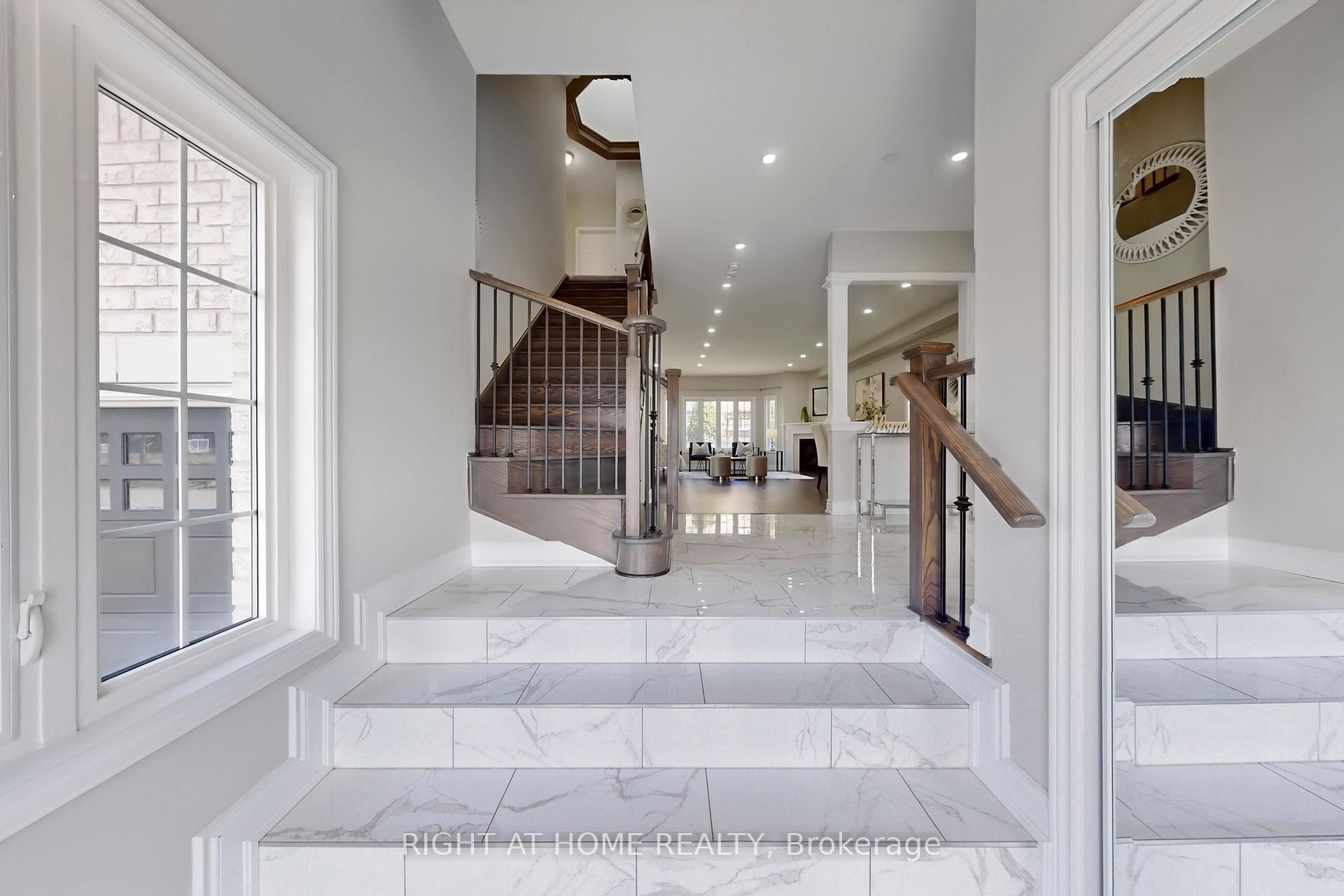 Photo 5 of 19 Creedon Crescent, Ajax, Northwest Ajax — HOMEH