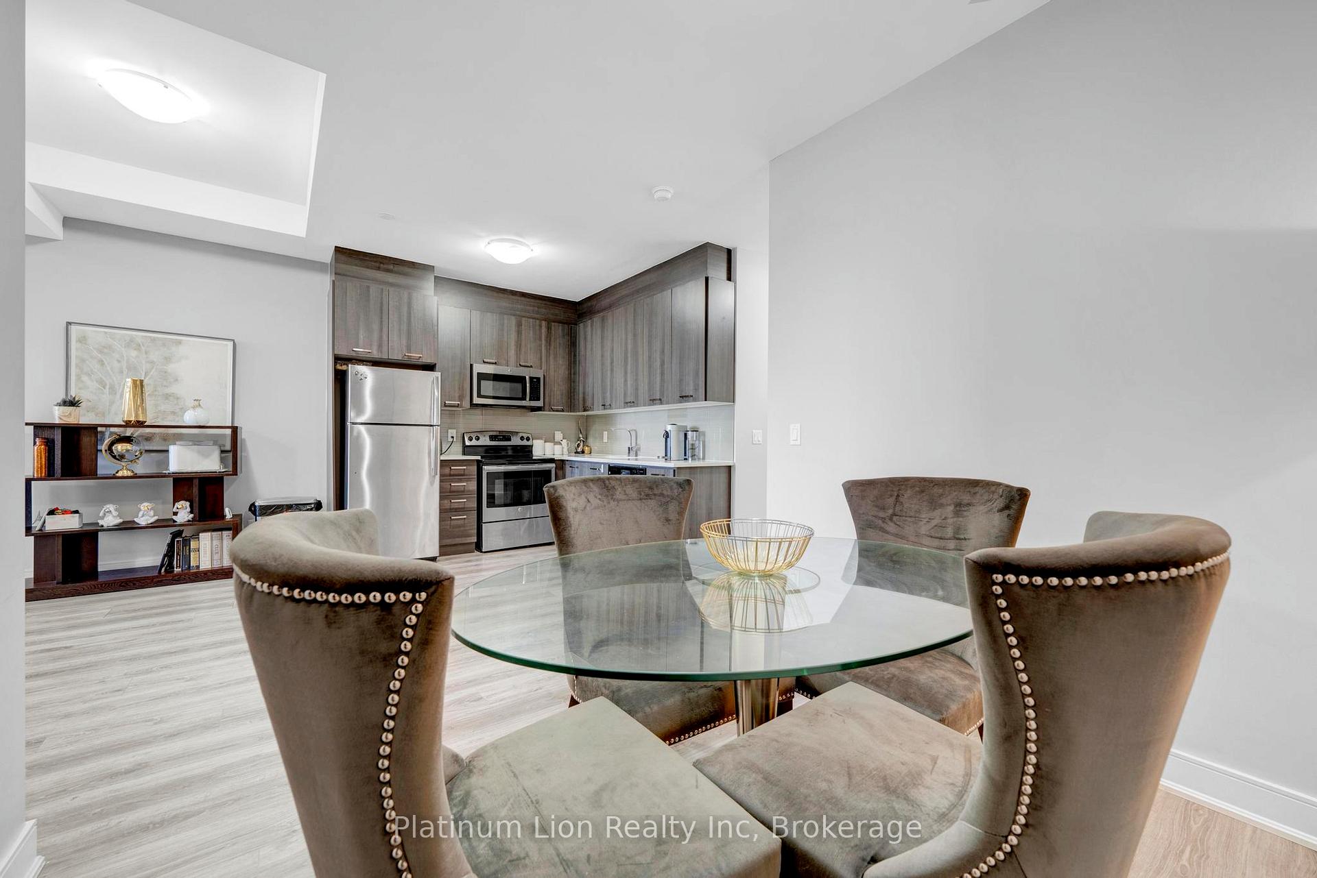 Photo 6 of Unit 704, 150 Main Street W, Hamilton, Central — HOMEH