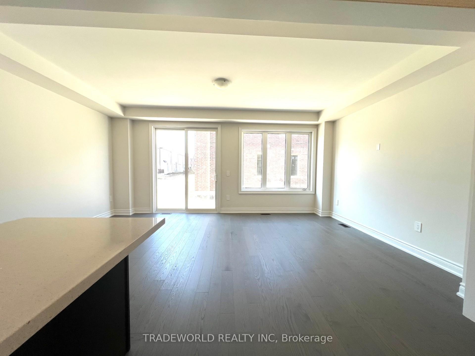 Photo 9 of 2975 Grindstone Crescent, Pickering, Rural Pickering — HOMEH