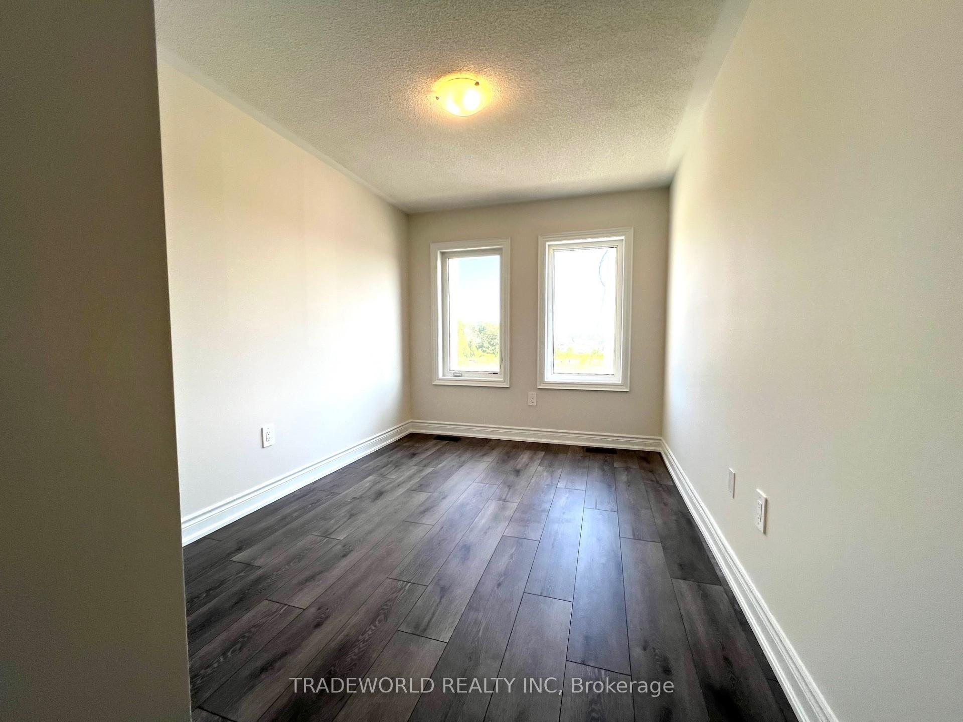 Photo 6 of 2975 Grindstone Crescent, Pickering, Rural Pickering — HOMEH