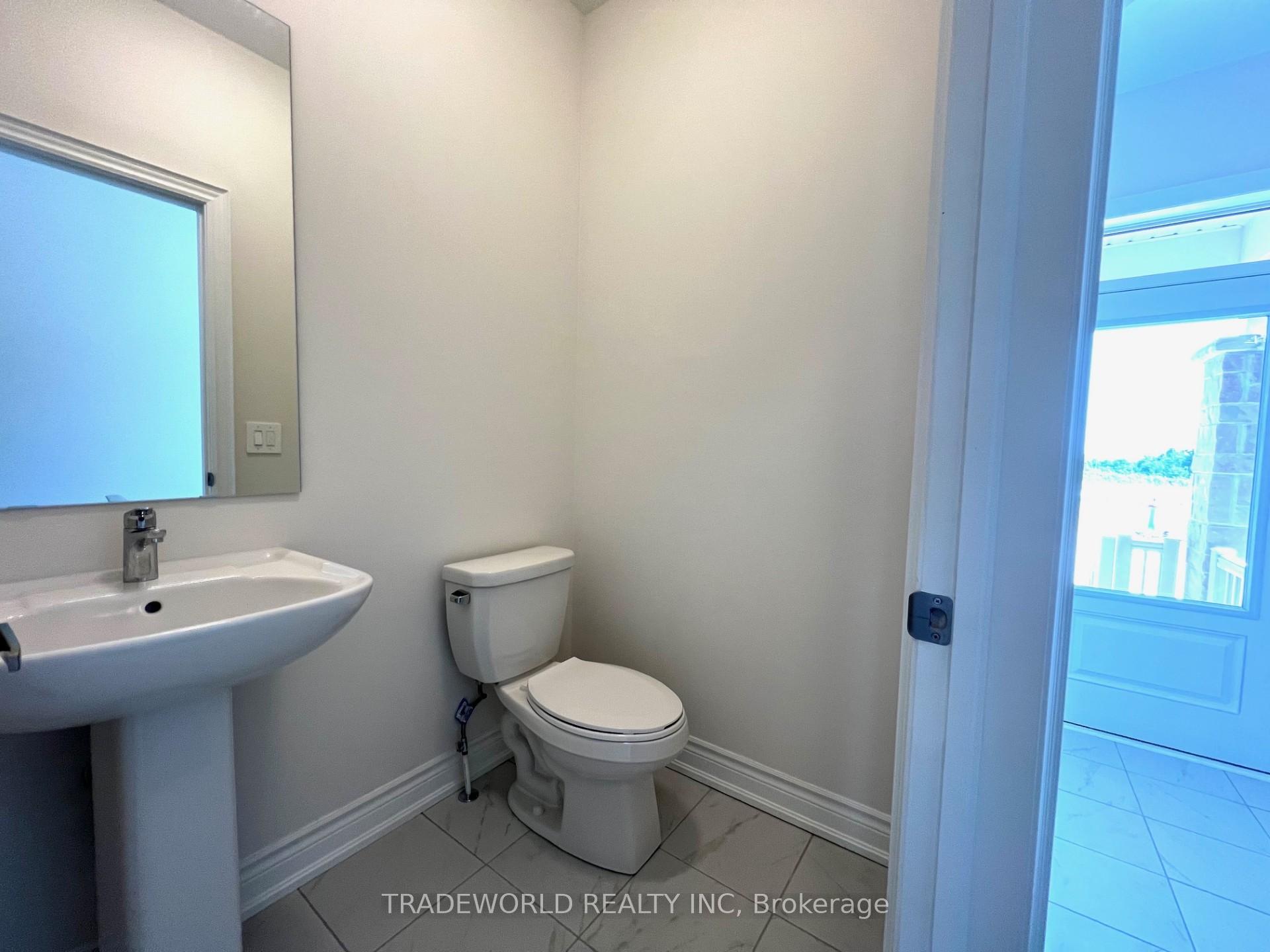 Photo 4 of 2975 Grindstone Crescent, Pickering, Rural Pickering — HOMEH