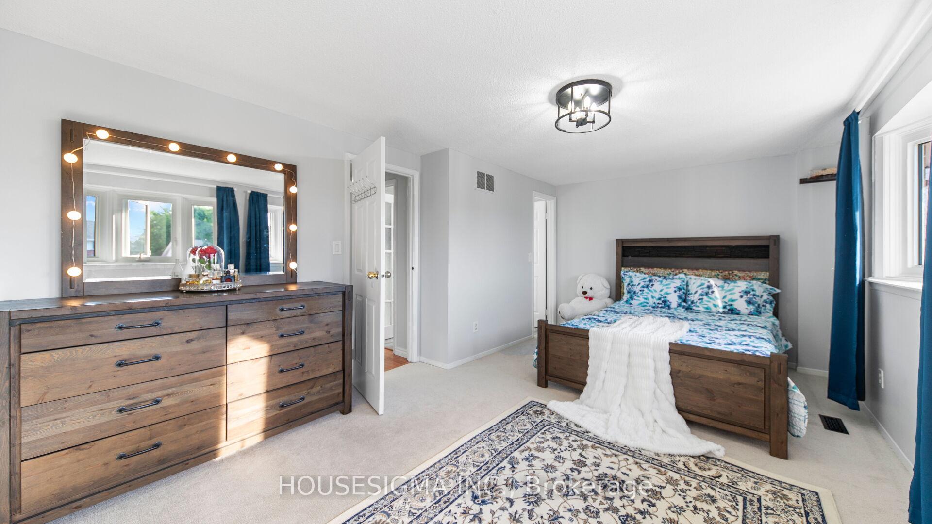 Photo 10 of 1323 Sunningdale Avenue, Oshawa, Donevan — HOMEH