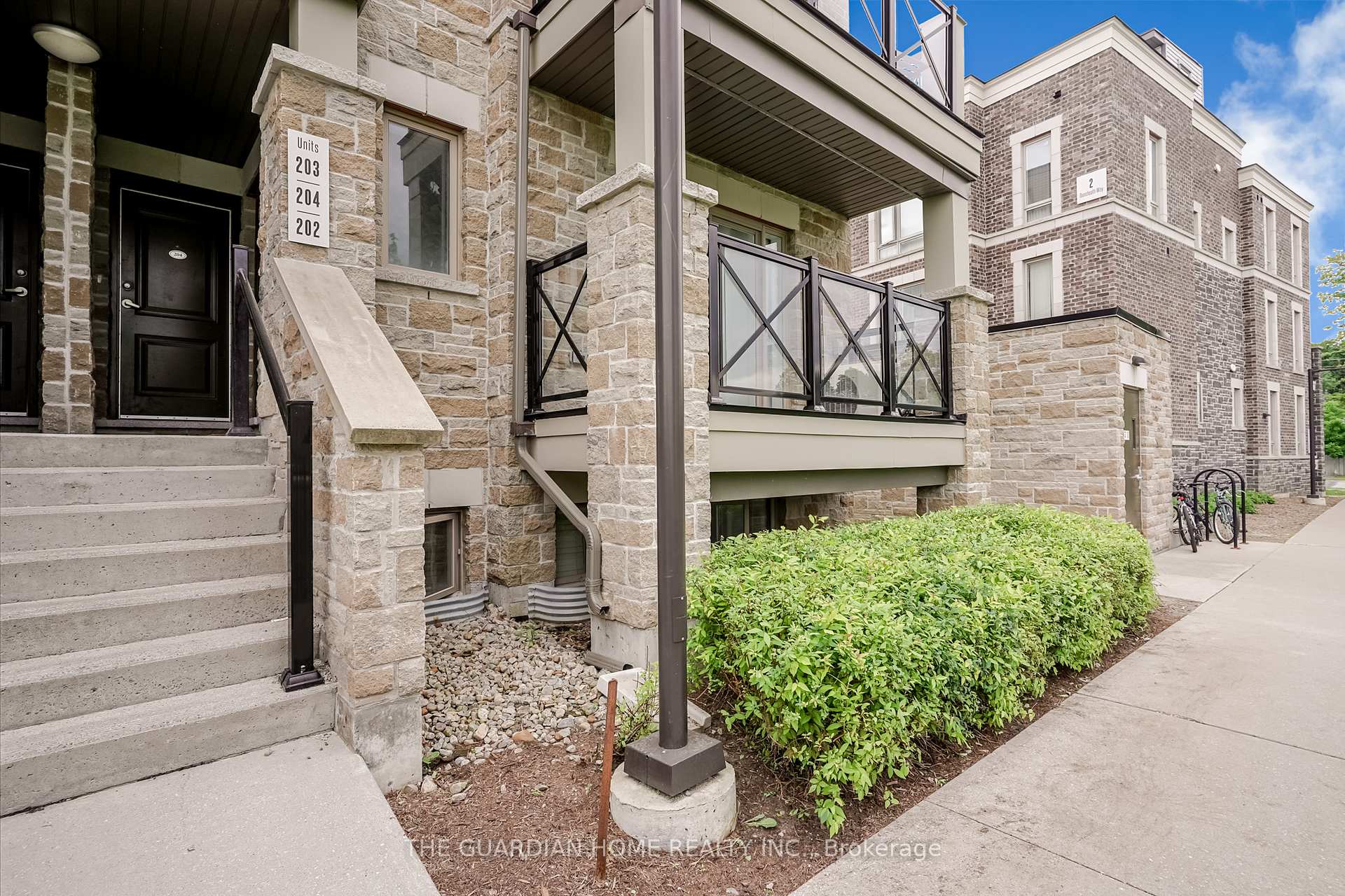 Photo 1 of Unit 202, 10 Dunsheath Way, Markham, Cornell — HOMEH
