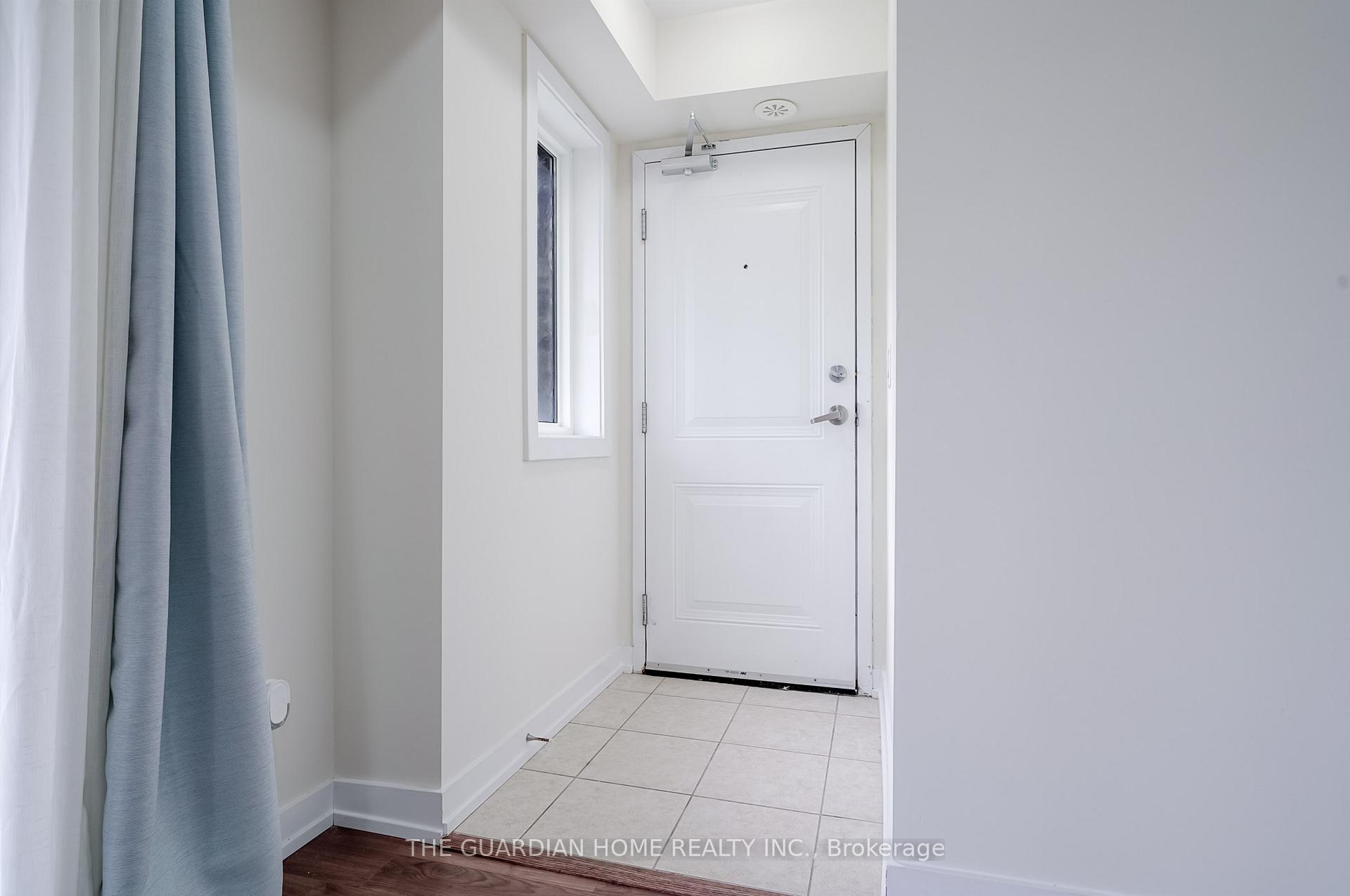 Photo 2 of Unit 202, 10 Dunsheath Way, Markham, Cornell — HOMEH