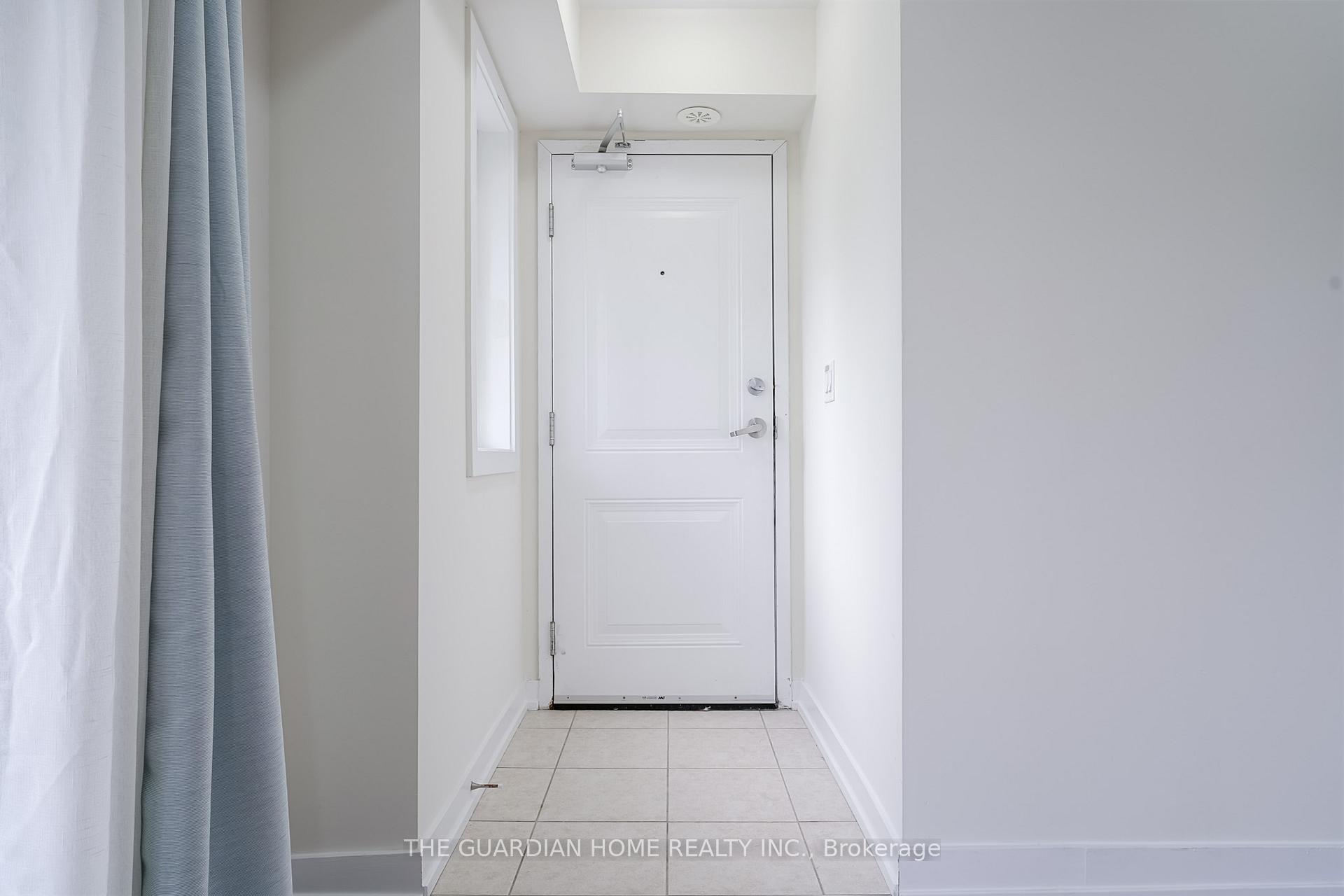 Photo 3 of Unit 202, 10 Dunsheath Way, Markham, Cornell — HOMEH