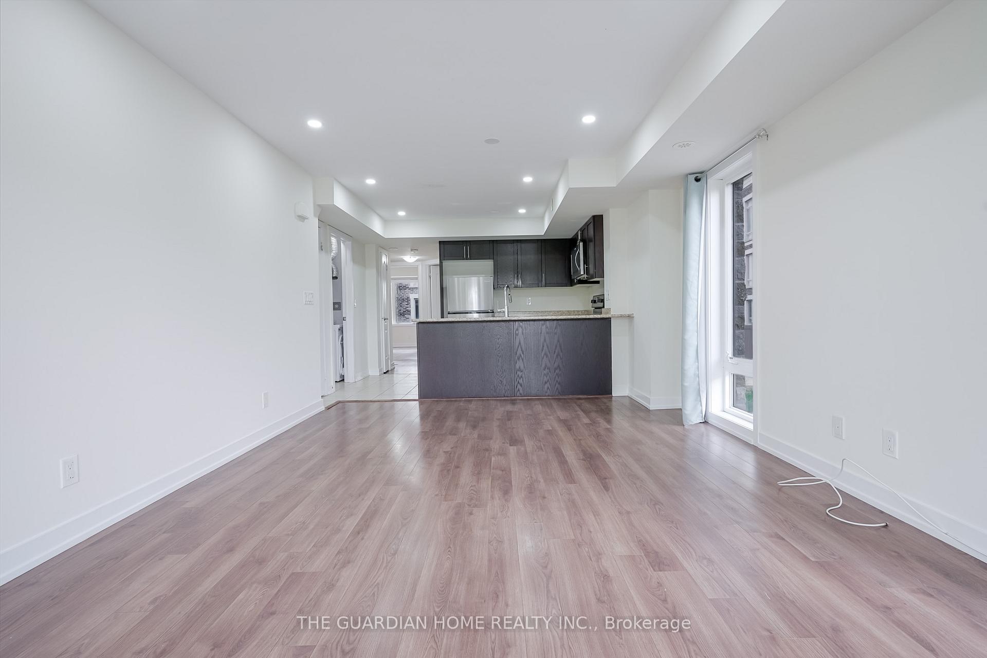 Photo 5 of Unit 202, 10 Dunsheath Way, Markham, Cornell — HOMEH