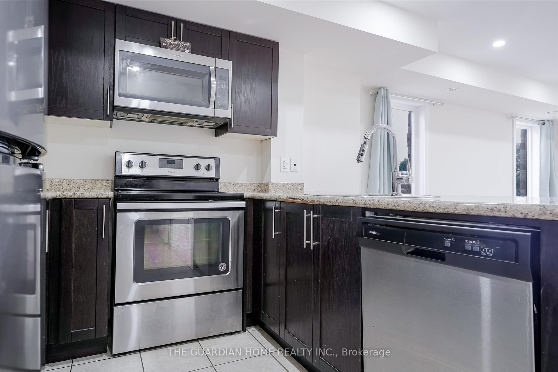 Photo 19 of Unit 202, 10 Dunsheath Way, Markham, Cornell — HOMEH