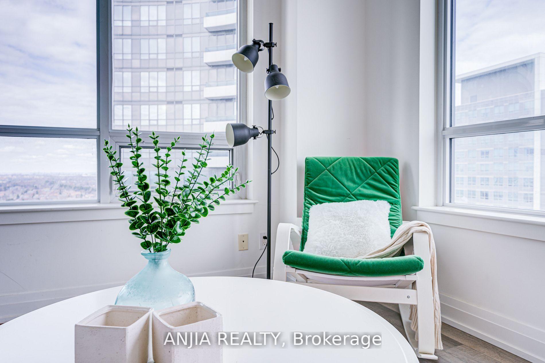 Photo 17 of Unit 2012, 7165 Yonge Street, Markham, Grandview — HOMEH