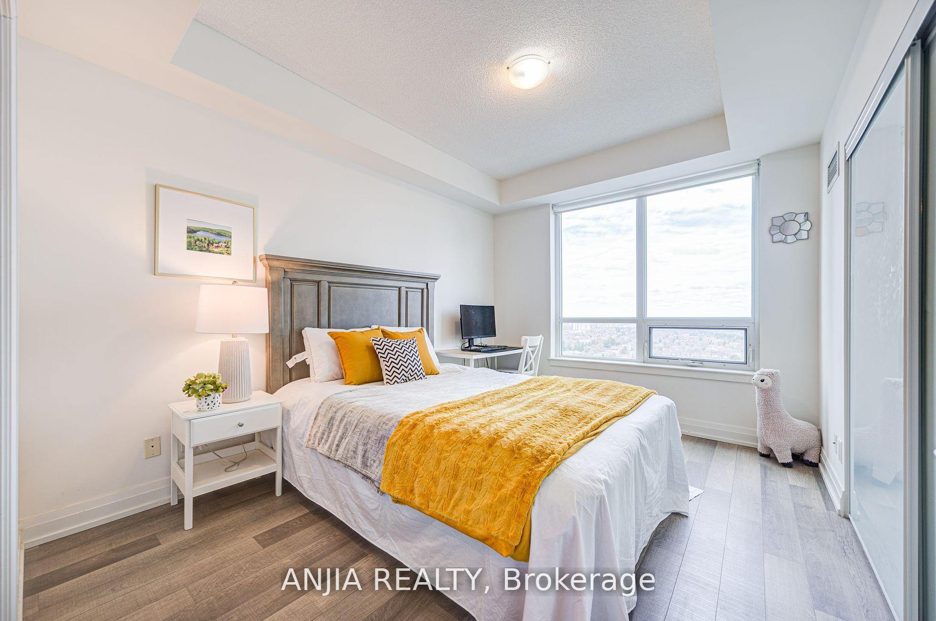 Photo 14 of Unit 2012, 7165 Yonge Street, Markham, Grandview — HOMEH