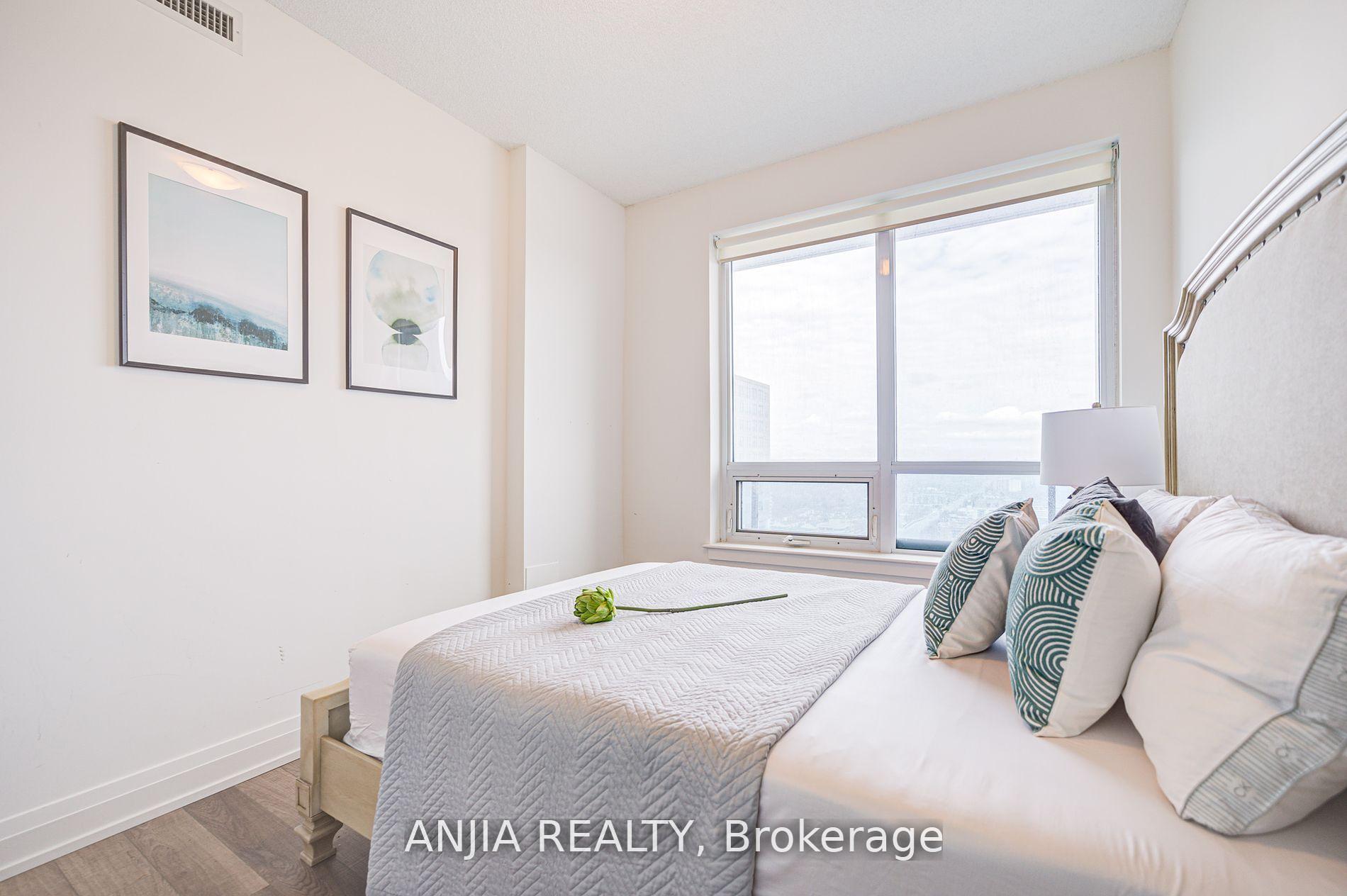 Photo 23 of Unit 2012, 7165 Yonge Street, Markham, Grandview — HOMEH