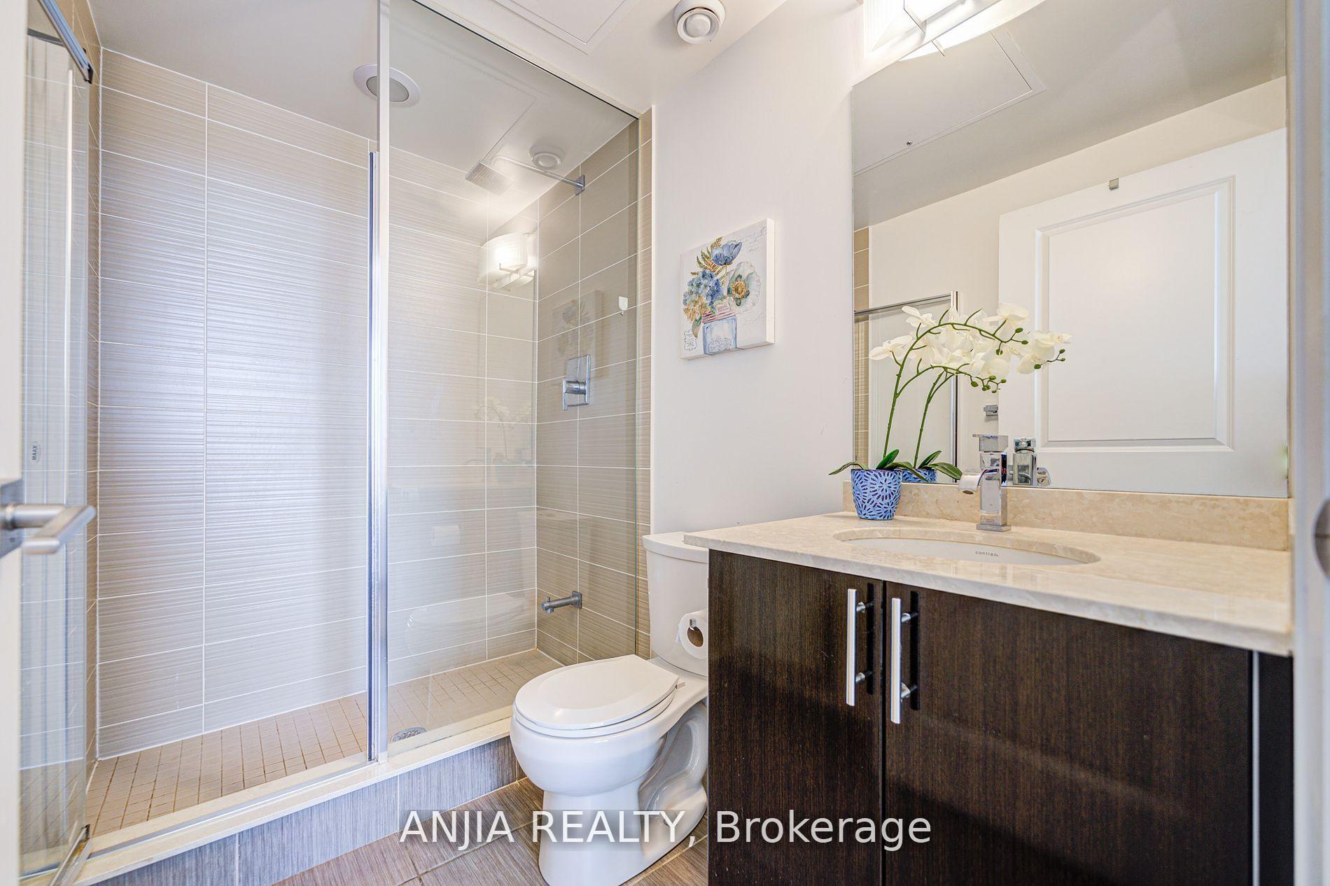 Photo 29 of Unit 2012, 7165 Yonge Street, Markham, Grandview — HOMEH