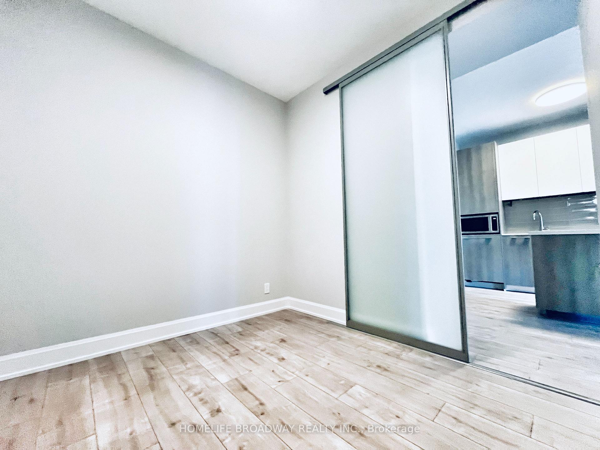 Photo 21 of Unit 827, 38 Water Walk Drive, Markham, Unionville — HOMEH