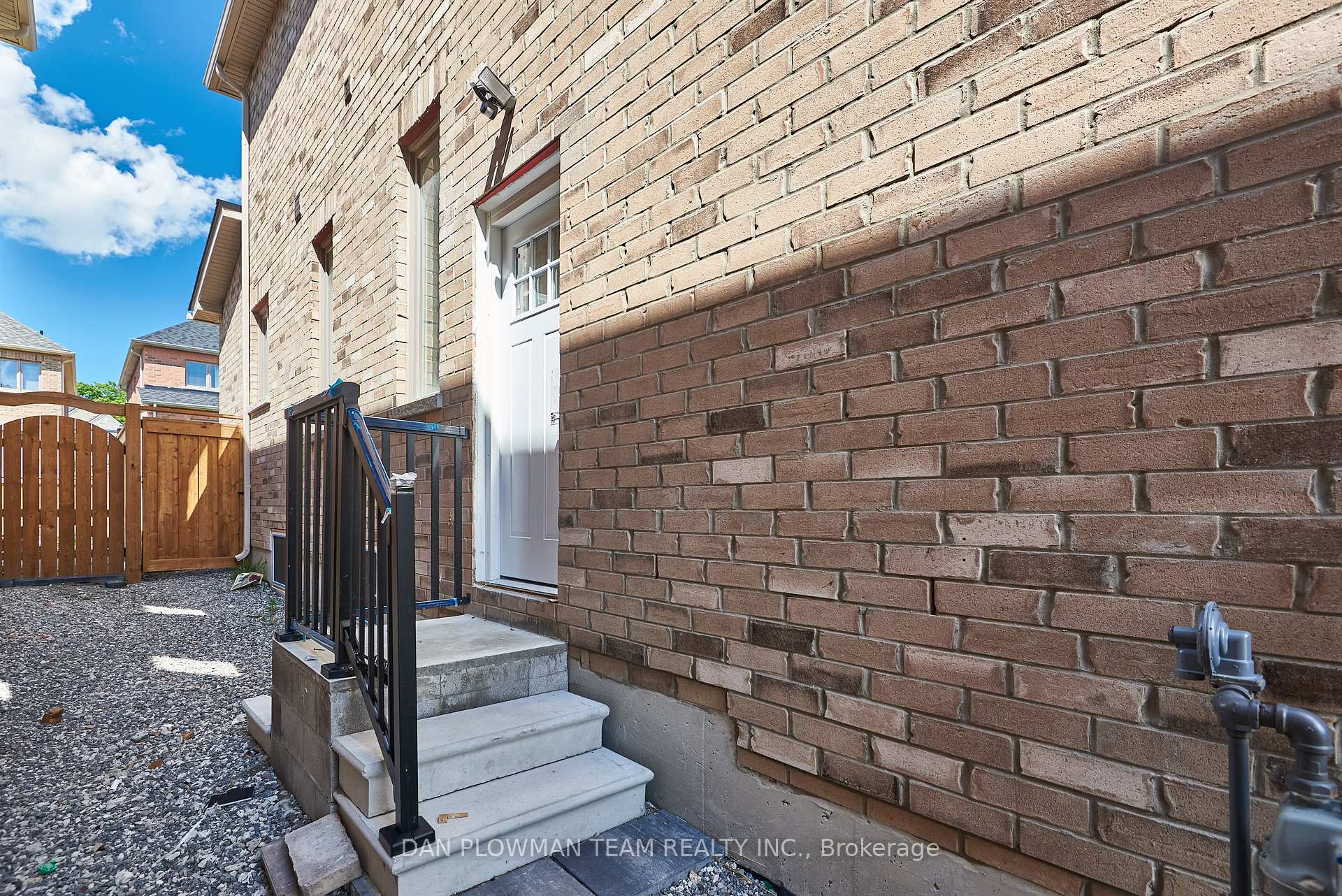 Photo 4 of Unit Basement, 10 St. Ives Crescent, Whitby, Rural Whitby — HOMEH