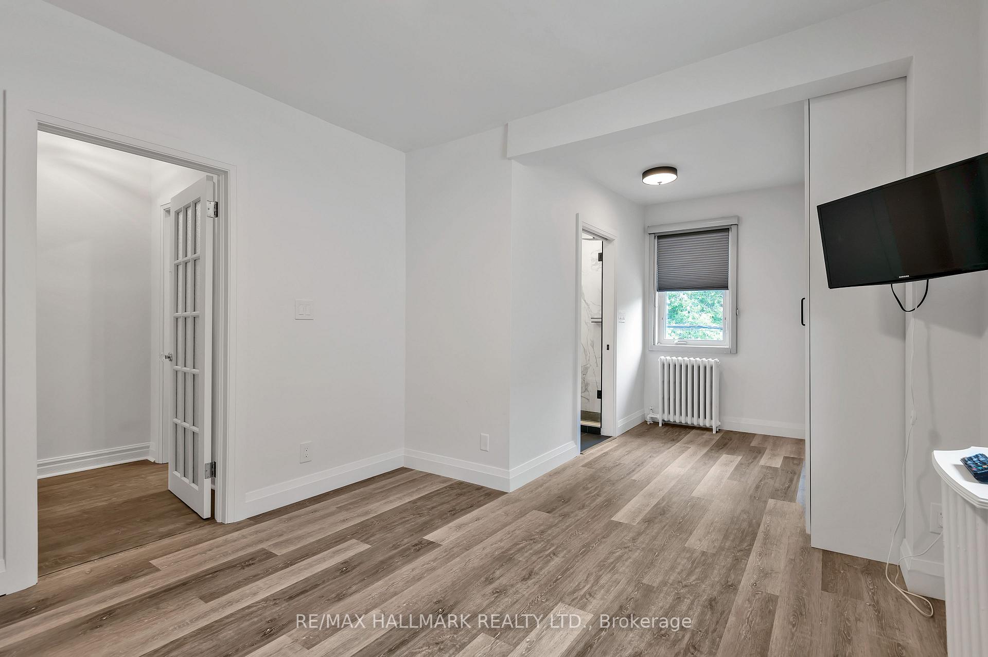 Photo 35 of Unit upper, 28 Wineva Avenue, Toronto, The Beaches — HOMEH