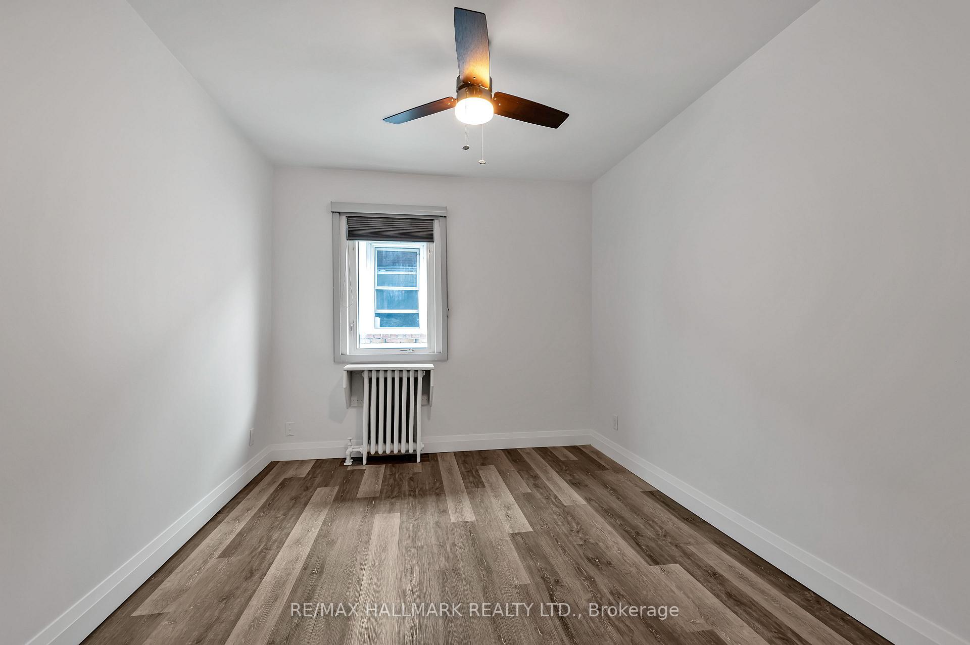 Photo 3 of Unit upper, 28 Wineva Avenue, Toronto, The Beaches — HOMEH