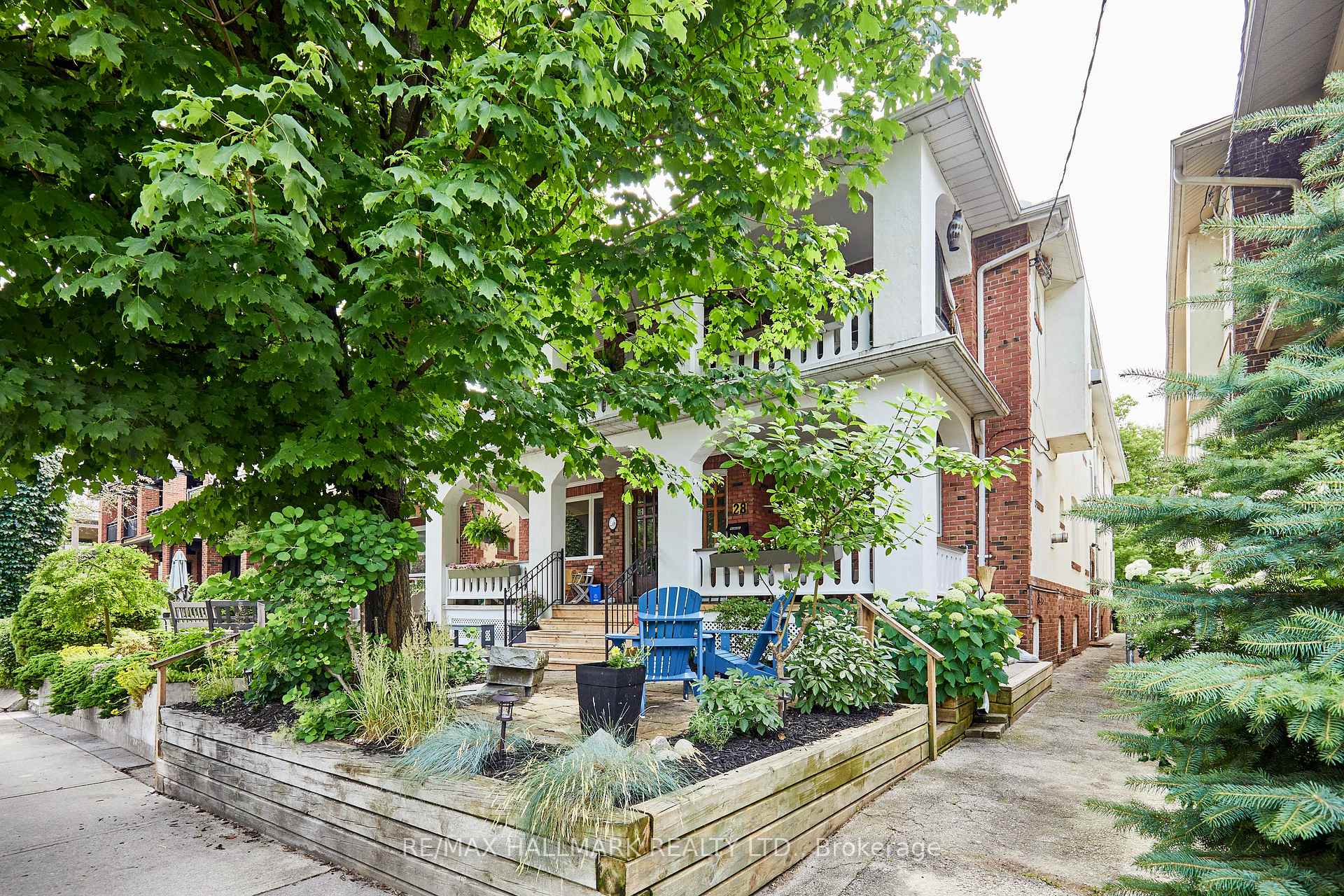 Photo 31 of Unit upper, 28 Wineva Avenue, Toronto, The Beaches — HOMEH