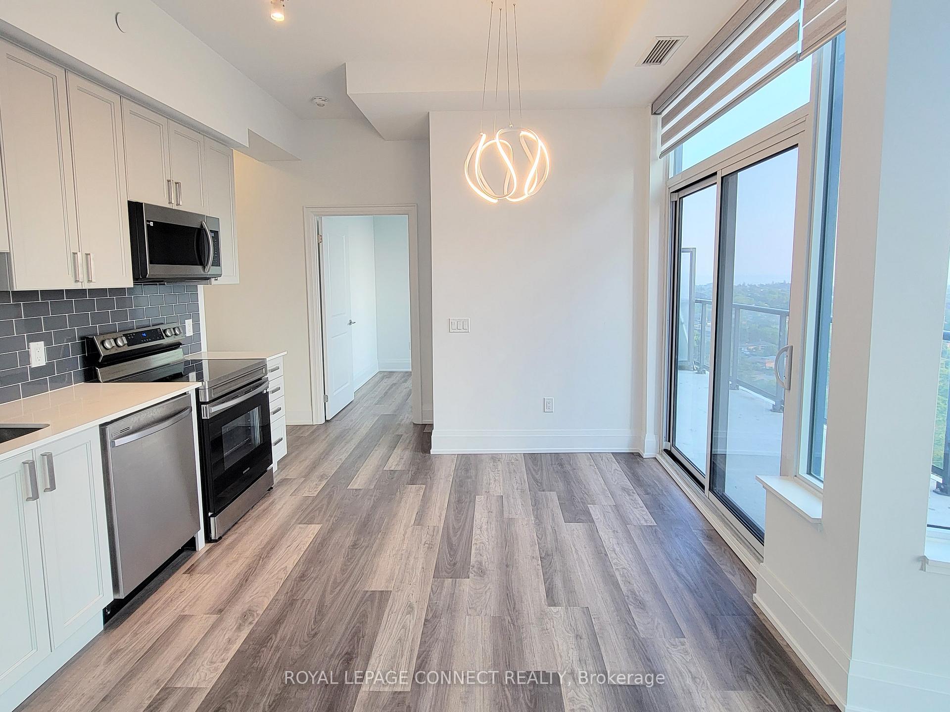 Photo 4 of Unit 1705, 1480 Bayly Street, Pickering, Bay Ridges — HOMEH