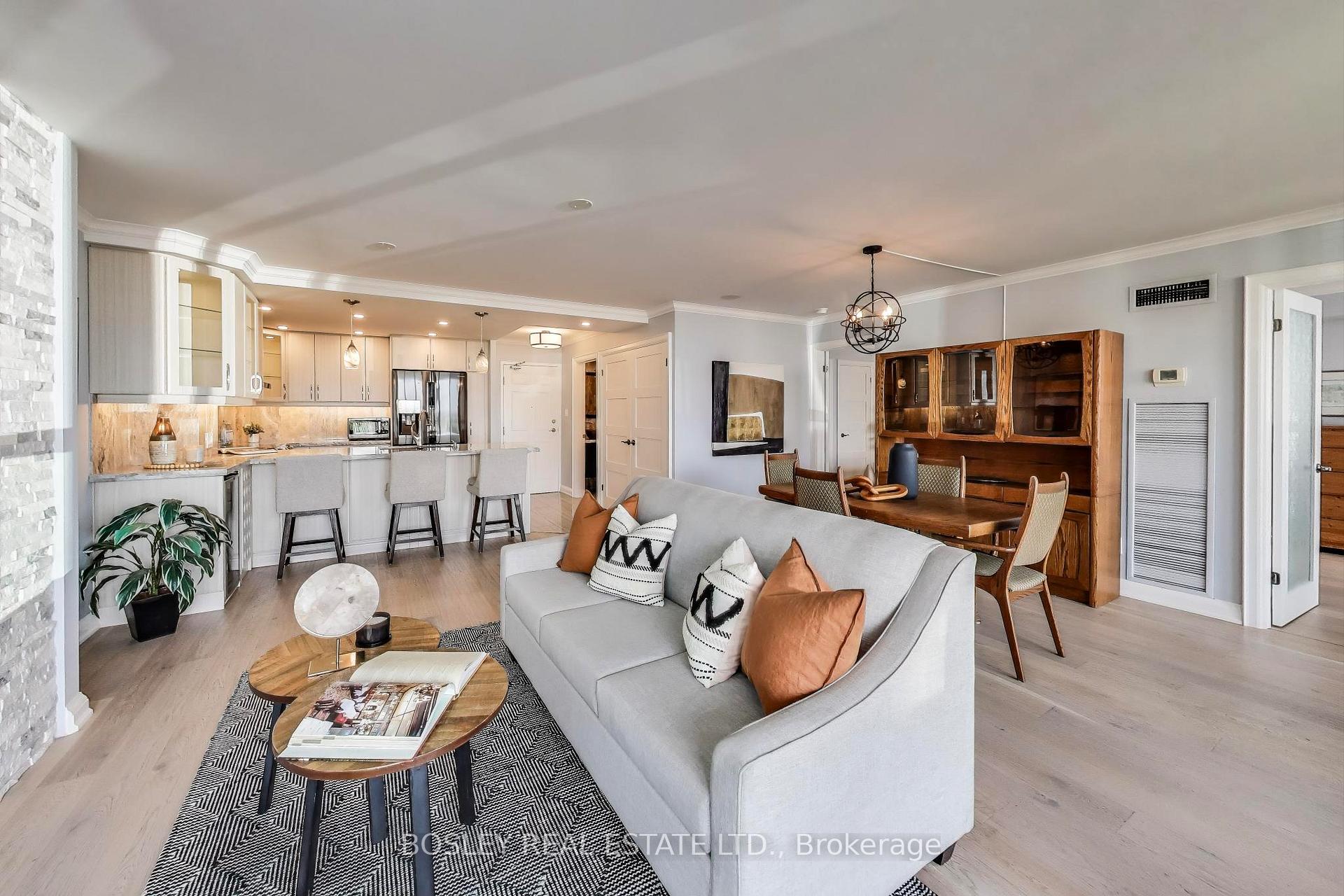 Photo 5 of Unit 926, 1880 Valley Farm Road, Pickering, Town Centre — HOMEH