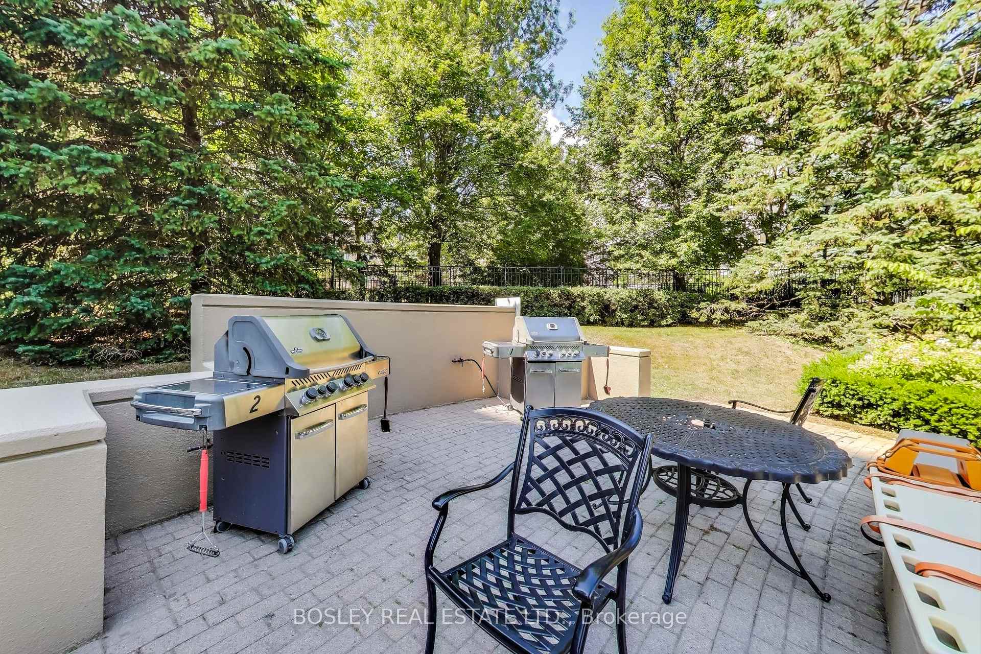 Photo 11 of Unit 926, 1880 Valley Farm Road, Pickering, Town Centre — HOMEH