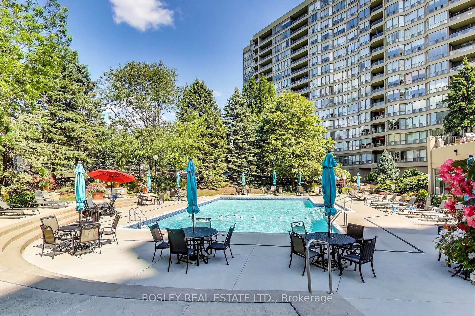 Photo 23 of Unit 926, 1880 Valley Farm Road, Pickering, Town Centre — HOMEH