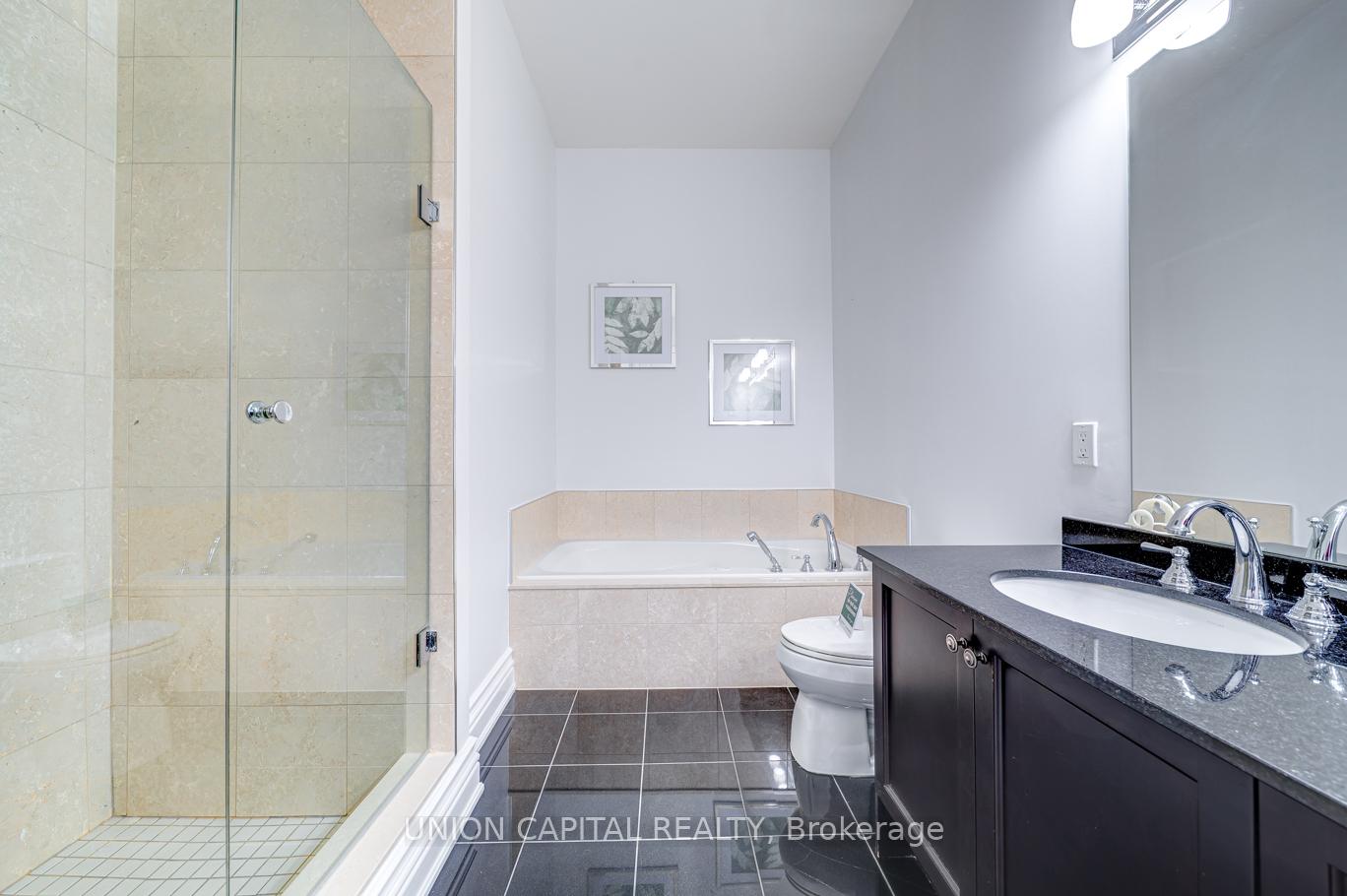 Photo 5 of Unit 101, 1 Verclaire Gate, Markham, Unionville — HOMEH