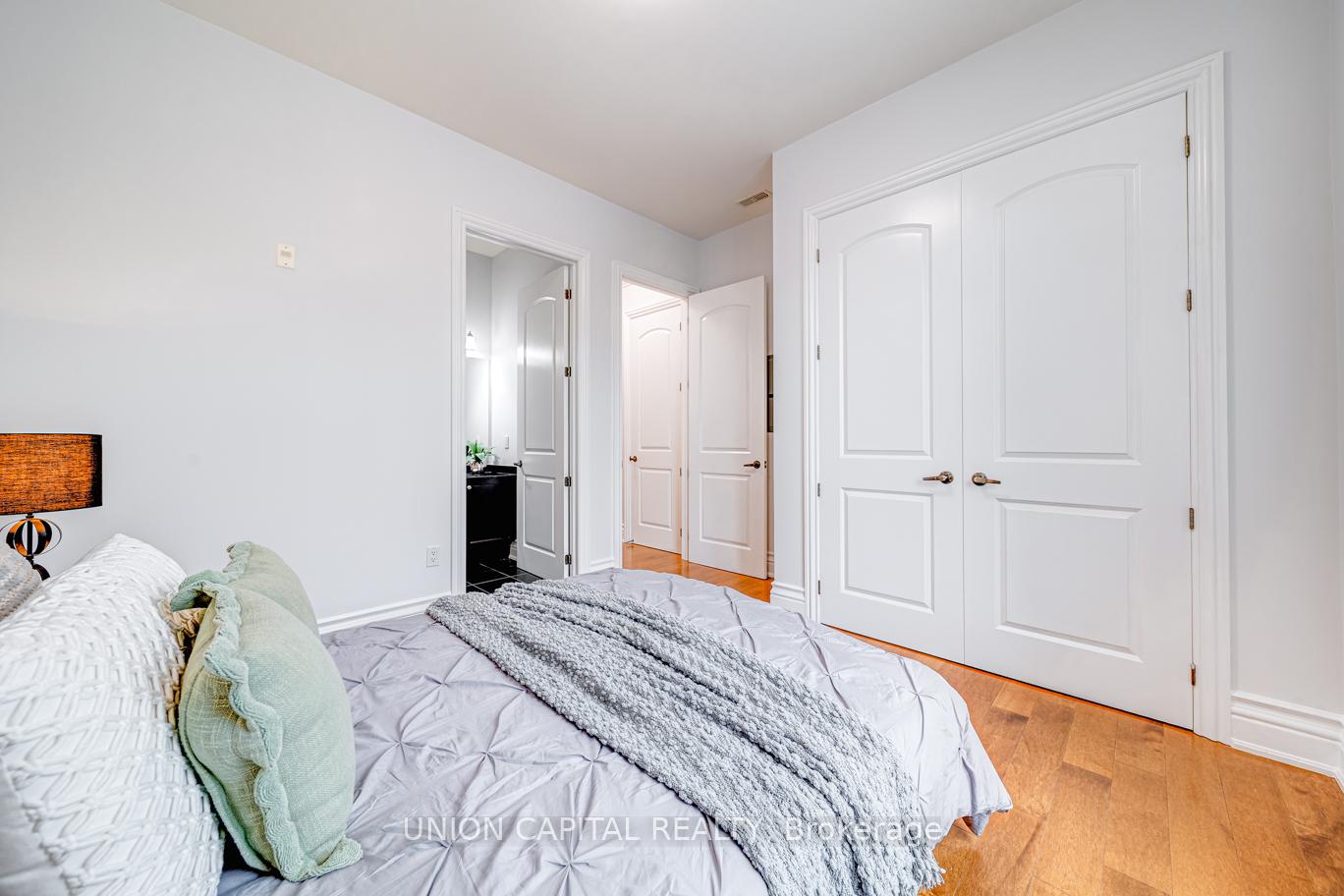Photo 7 of Unit 101, 1 Verclaire Gate, Markham, Unionville — HOMEH