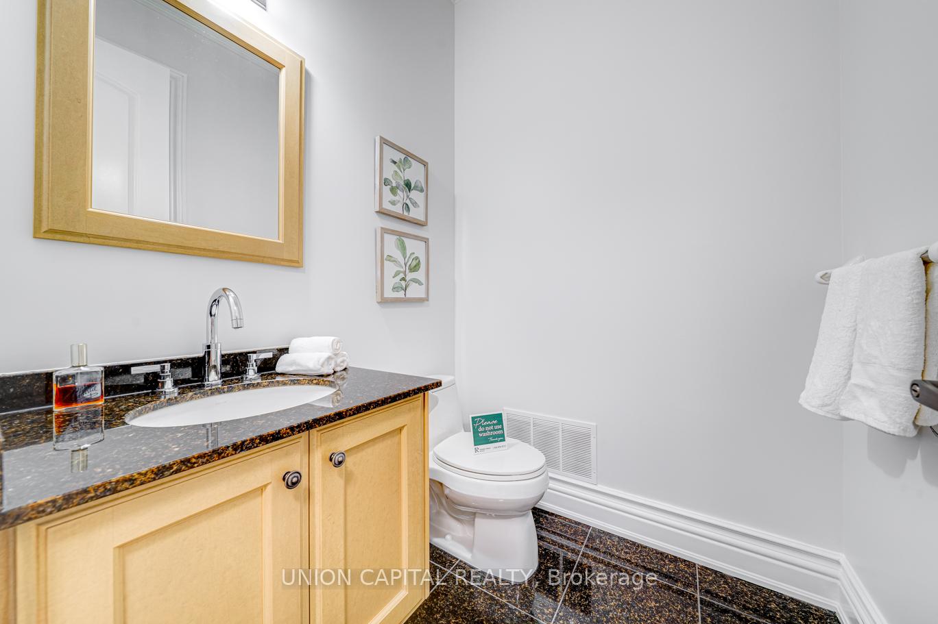 Photo 6 of Unit 101, 1 Verclaire Gate, Markham, Unionville — HOMEH