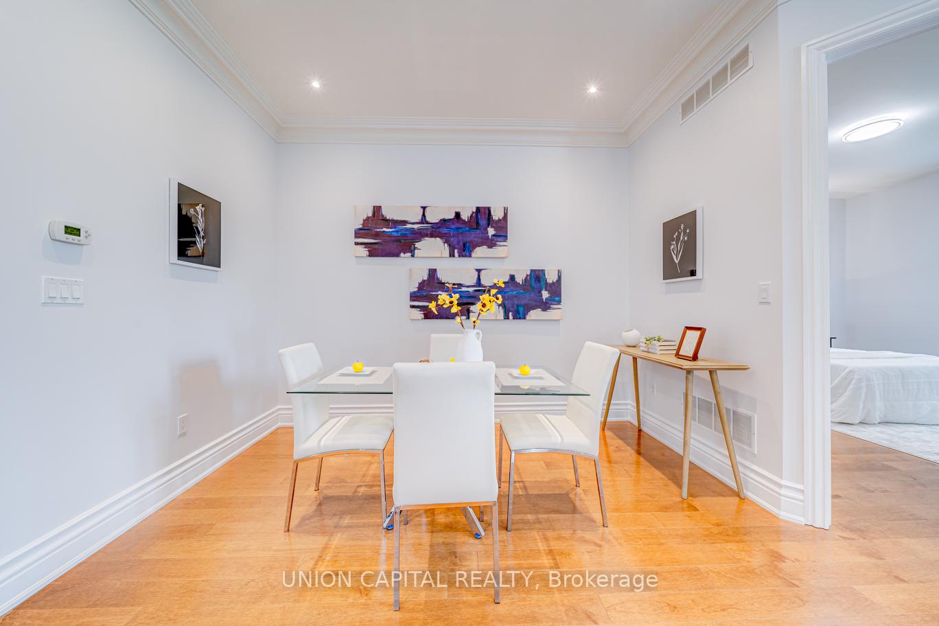 Photo 11 of Unit 101, 1 Verclaire Gate, Markham, Unionville — HOMEH